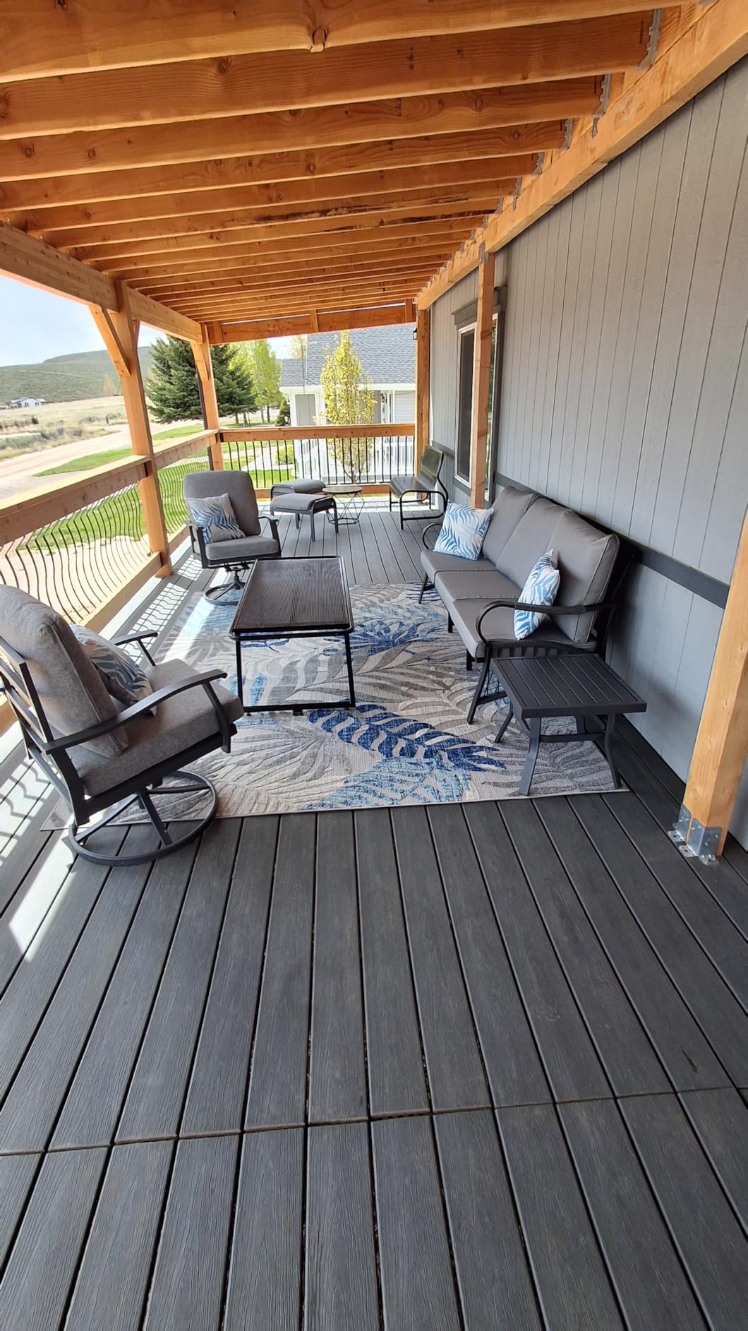 JONATHAN Y Tropics Palm Leaves Indoor Outdoor Area Rug 8X10 Gray/Blue, Boho Style customer photo 1