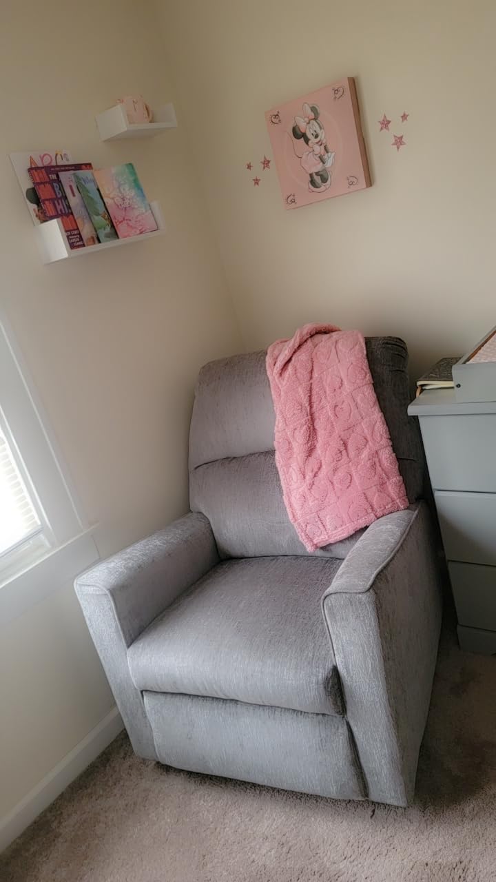 Signature Design by Ashley Altari Rocker Recliner Chair, Plush Chenille Upholstered Reclining Chair, Gentle Rocking Motion and One-Pull Recline for Comfort, 34 W x 39 D x 40 H customer photo 1