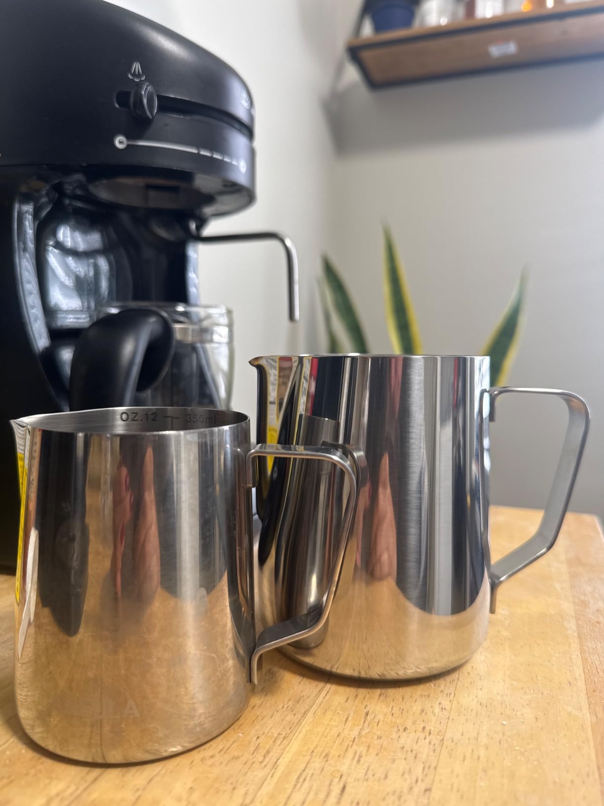 CAMKYDE Stainless Steel Milk Frothing Pitcher 12 oz, Espresso Steaming Pitcher with Decorating Pen for Espresso Machines, Cappuccino, Latte Art customer photo 2