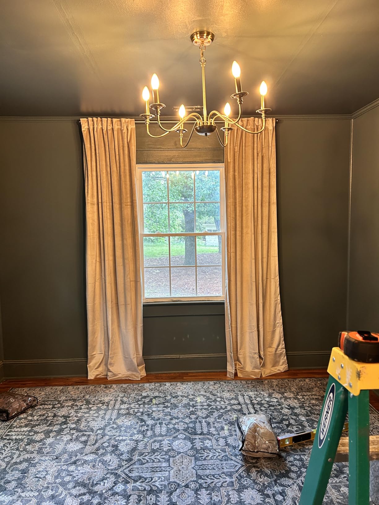 Depuley Farmhouse Chandelier for Dining Room: 6-Light Black Industrial Kitchen Island Pendant Light Fixture - Rustic Candle Chandeliers Vintage Modern Hanging Ceiling Lamp for Bedroom Foyer customer photo 1