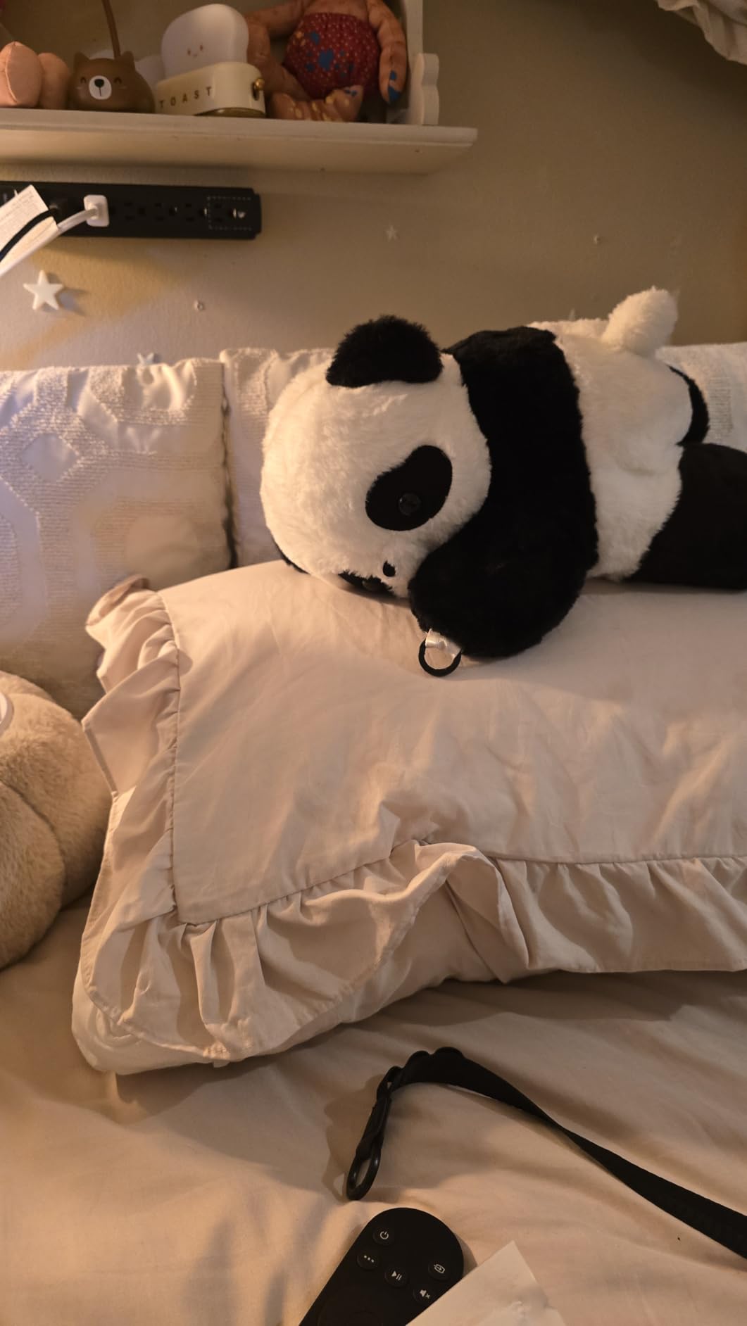Utopia Bedding Down Alternative Bed Pillows for Sleeping Queen Size (White), Set of 2, Soft & Fluffy Pillow with Cooling, Hotel Quality, Gusseted Pillow for Back, Stomach or Side Sleepers customer photo 1