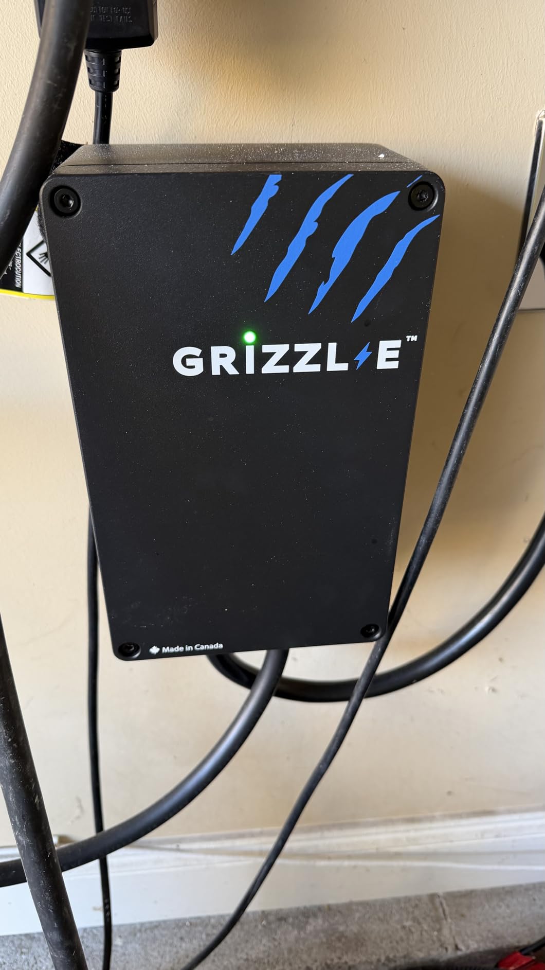 Grizzl-E Classic Level 2 Electric Vehicle (EV) Charger up to 40 Amp, UL Certified Indoor/Outdoor Electric Car Fast Wall Charging Station, NEMA 14-50 Plug, 24 feet Premium Cable, Avalanche Edition customer photo 2