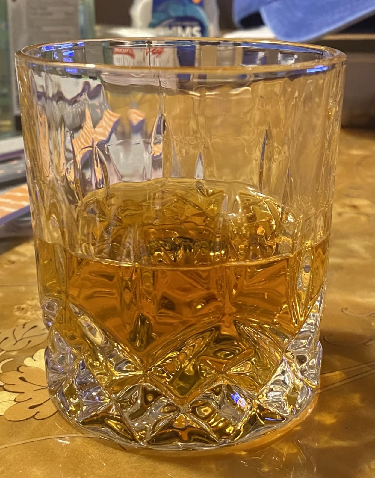 LEMONSODA Crystal Cut Old Fashioned Whiskey Glasses Set of 2, 4, 6-10oz Ultra-Clear Premium Lead-Free Rocks Glass Tumbler For Drinking Bourbon, Scotch, Cognac, Cocktails (Set of 4) customer photo 1
