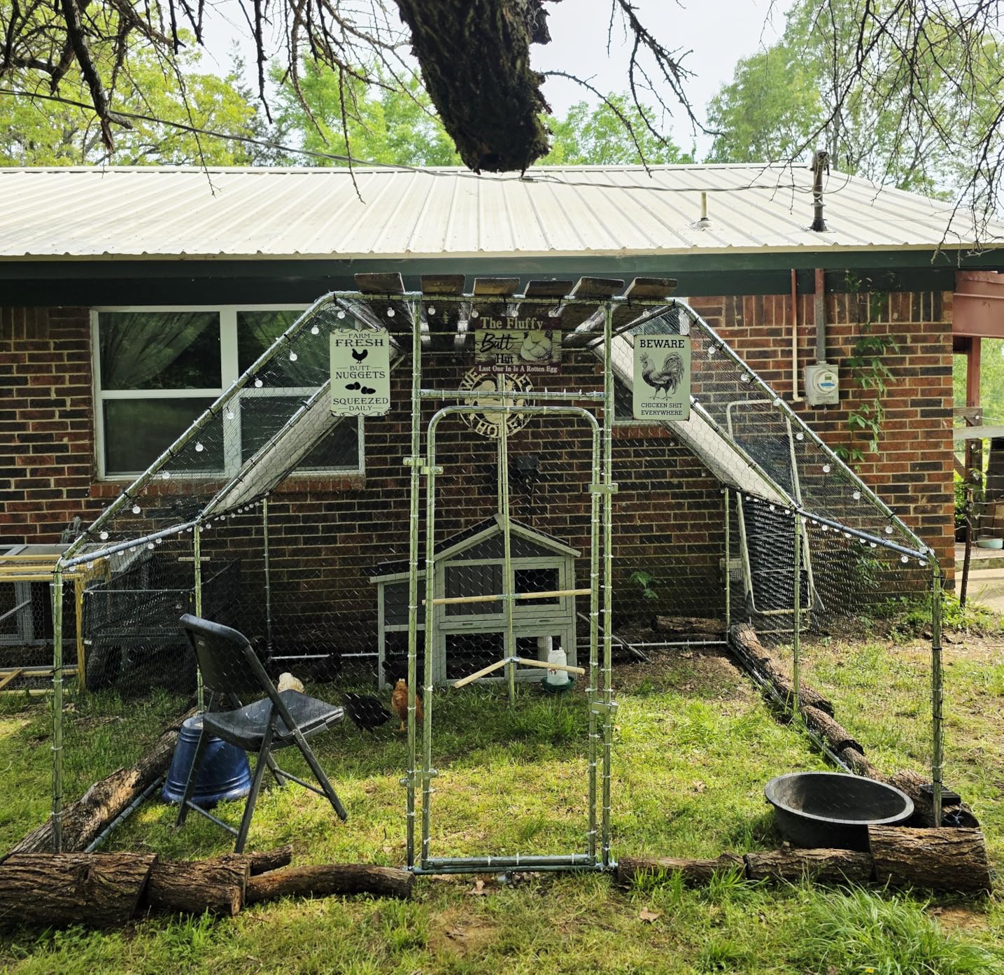 Chicken Coop Large Metal Chicken House/Pen with Climbing Frame for 15-20 Chickens, Outdoor Walk-in Poultry Cage Flat Shape for Ducks, Rabbits, Dogs Etc, 236