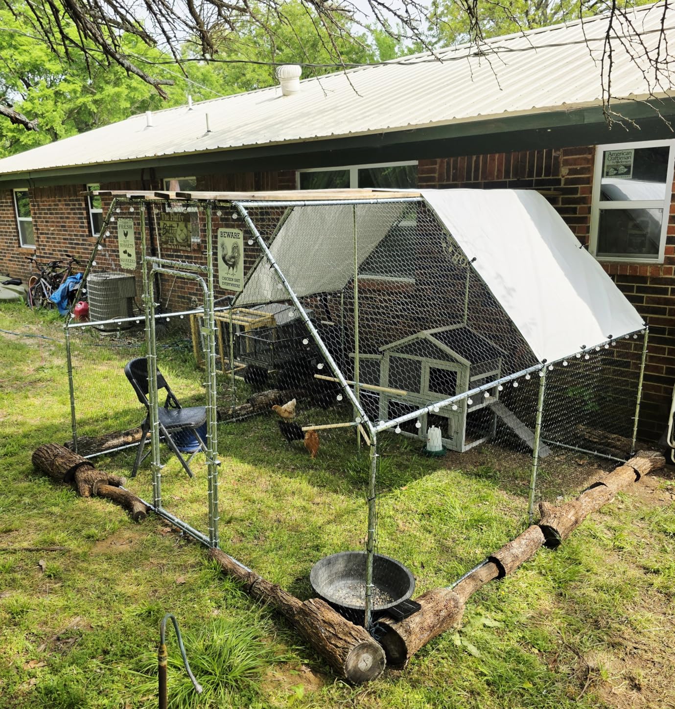 Chicken Coop Large Metal Chicken House/Pen with Climbing Frame for 15-20 Chickens, Outdoor Walk-in Poultry Cage Flat Shape for Ducks, Rabbits, Dogs Etc, 236