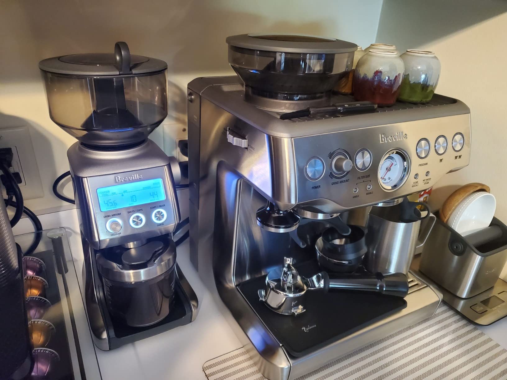 Breville BCG820DBL Smart Grinder Pro for Coffee and Espresso, Damson Blue customer photo 1