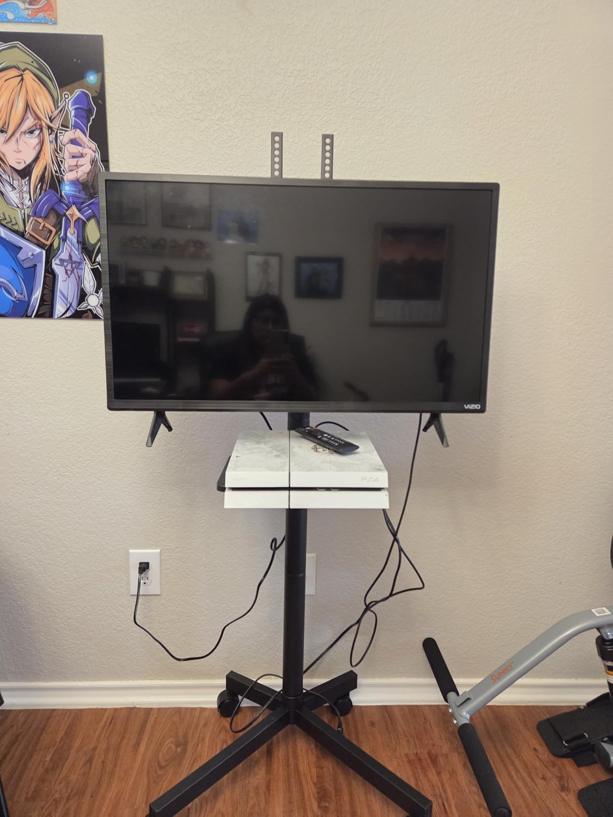 Rfiver Mobile TV Stand for 23-65 Inch LCD LED Flat/Curved Panel Screen TVs up to 88 lbs, Rolling TV Stand with Adjustable Shelf & Tilt, Portable Floor Stand on Wheels for Bedroom, Living Room, Office customer photo 1