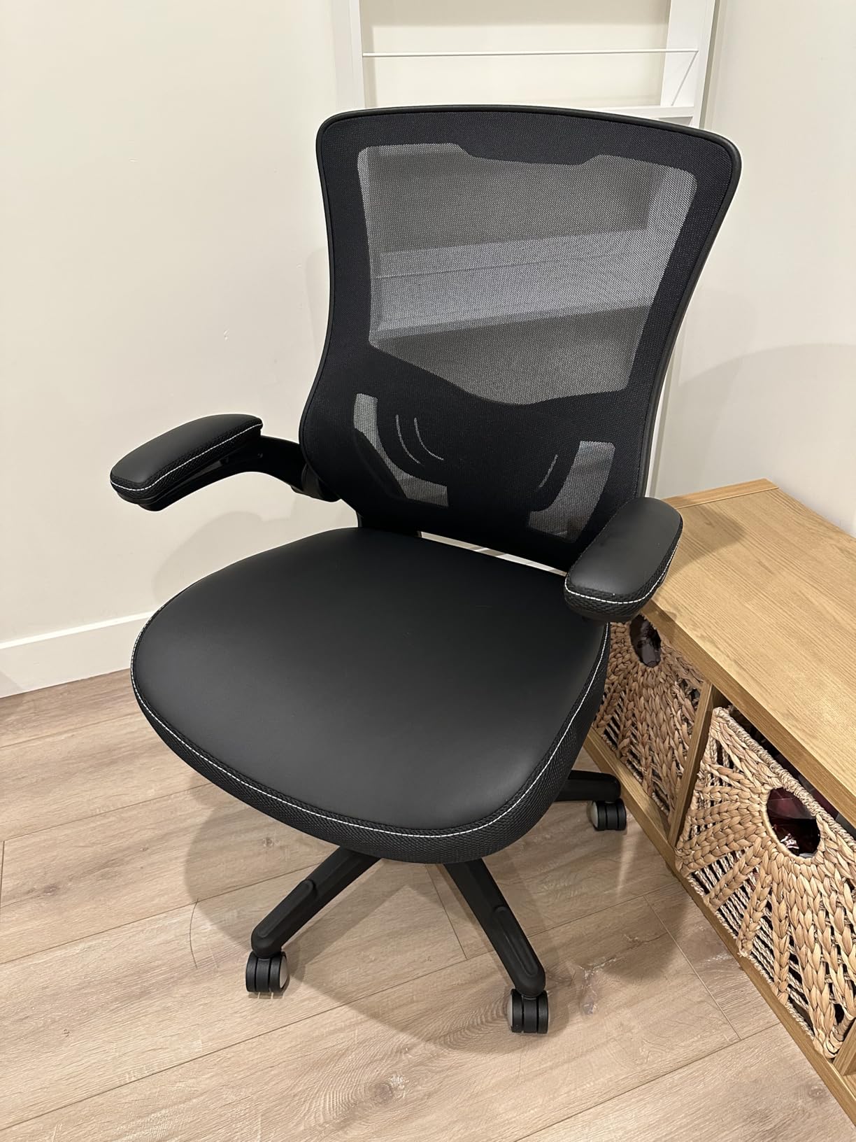 Office Chair Ergonomic Desk Chair, Computer PU Leather Home Office Chair, Swivel Mesh Back Adjustable Lumbar customer photo 2