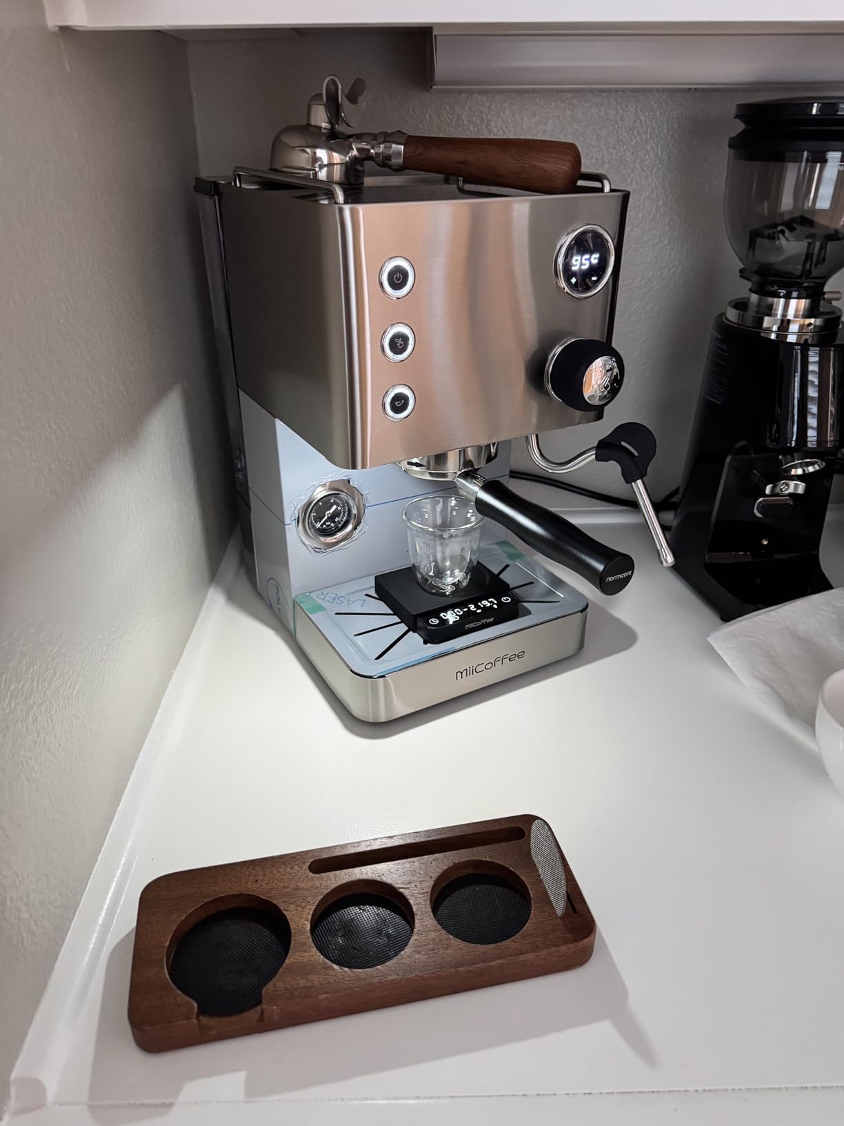 Normcore 58mm Bottomless Portafilter, Naked Portafilter Fits E61, Flair 58, ECM, Rocket, Sanremo, Synesso, Slayer, VBM, Included 18g Basket, Black customer photo 2