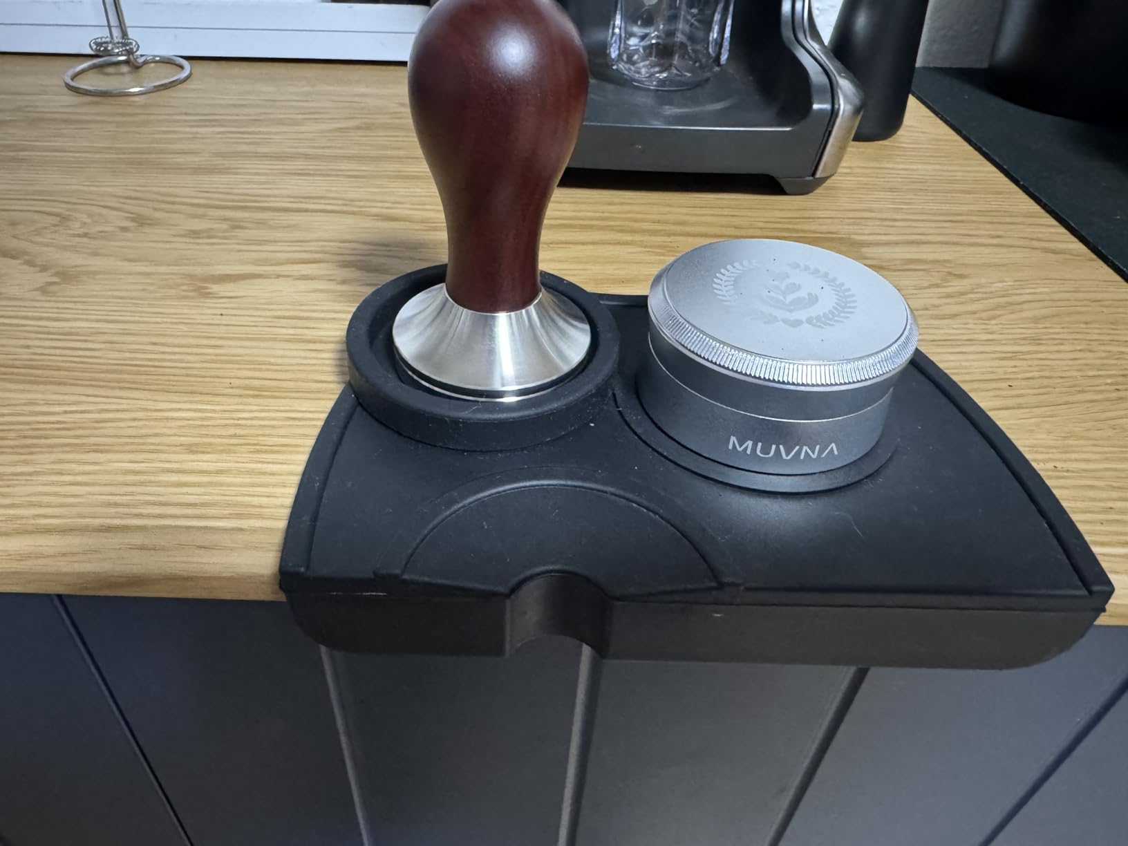 Coffee Tamper Espresso Press with Tamper Mat 304 Stainless Steel Flat Base Wooden Handle for Coffee Grounds Barista Espresso Machines Accessory (53MM) customer photo 1
