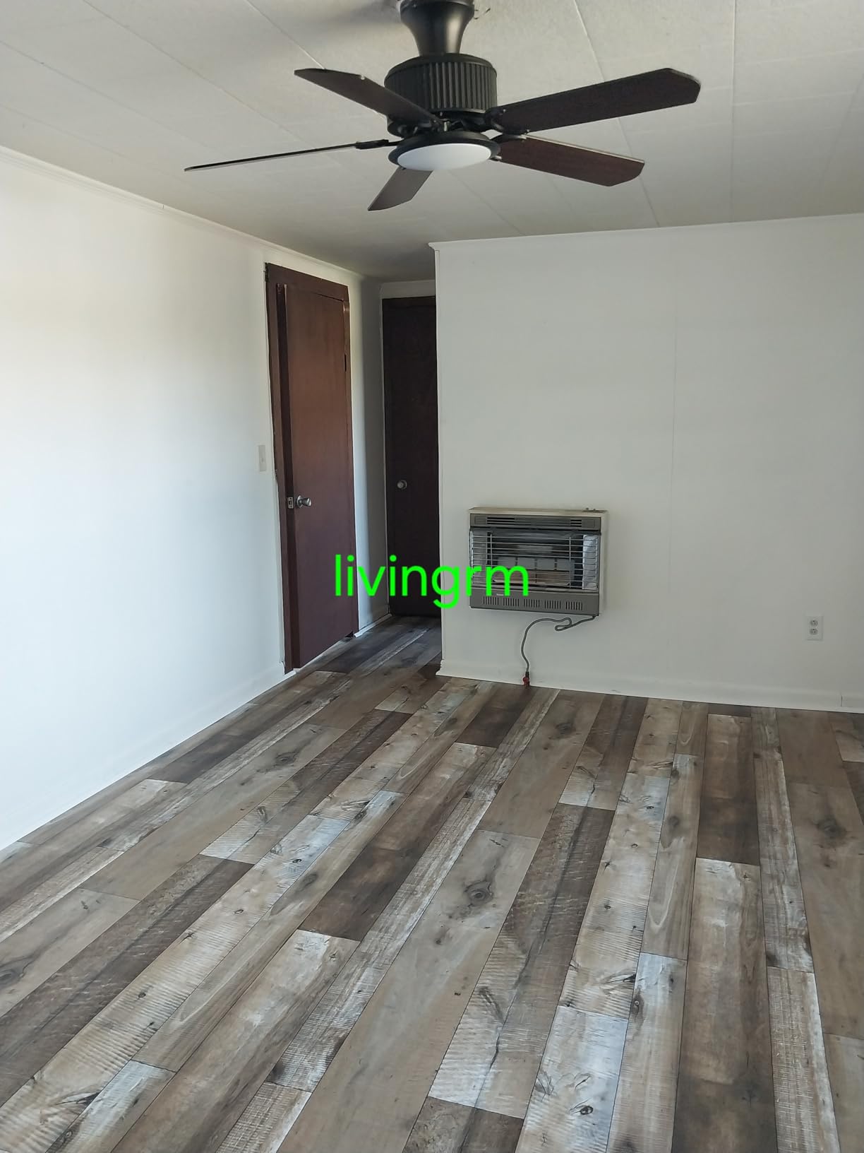 Diamond Brite Paint Flat Latex Paint, Brite White, 1 Gallon, Low-Sheen Finish for Walls & Ceilings customer photo 2