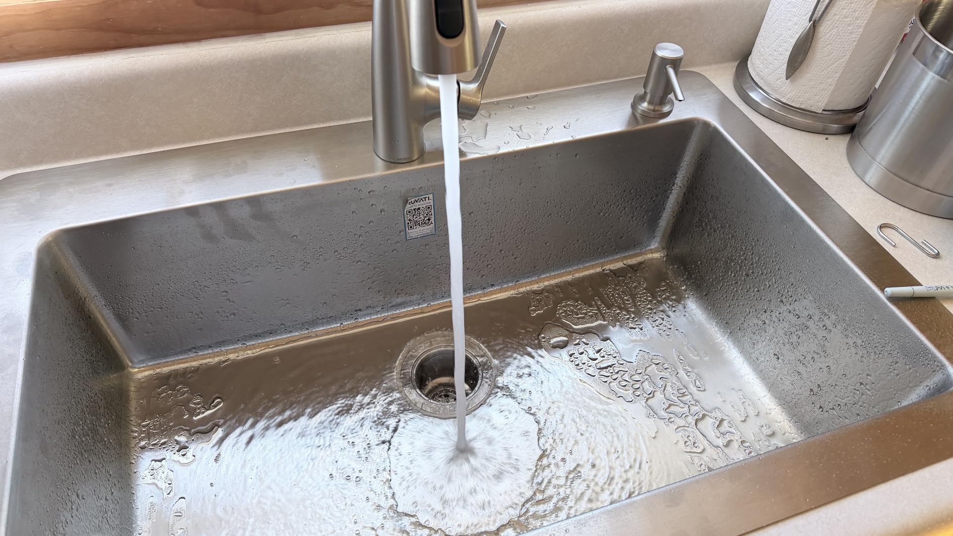 Moen Haelyn Matte Black Kitchen Faucet Featuring Pulldown Sprayer with Power Boost for a Faster Clean, Modern Kitchen Faucet, Single-Handle Easy Installation, 87627BL customer photo 2