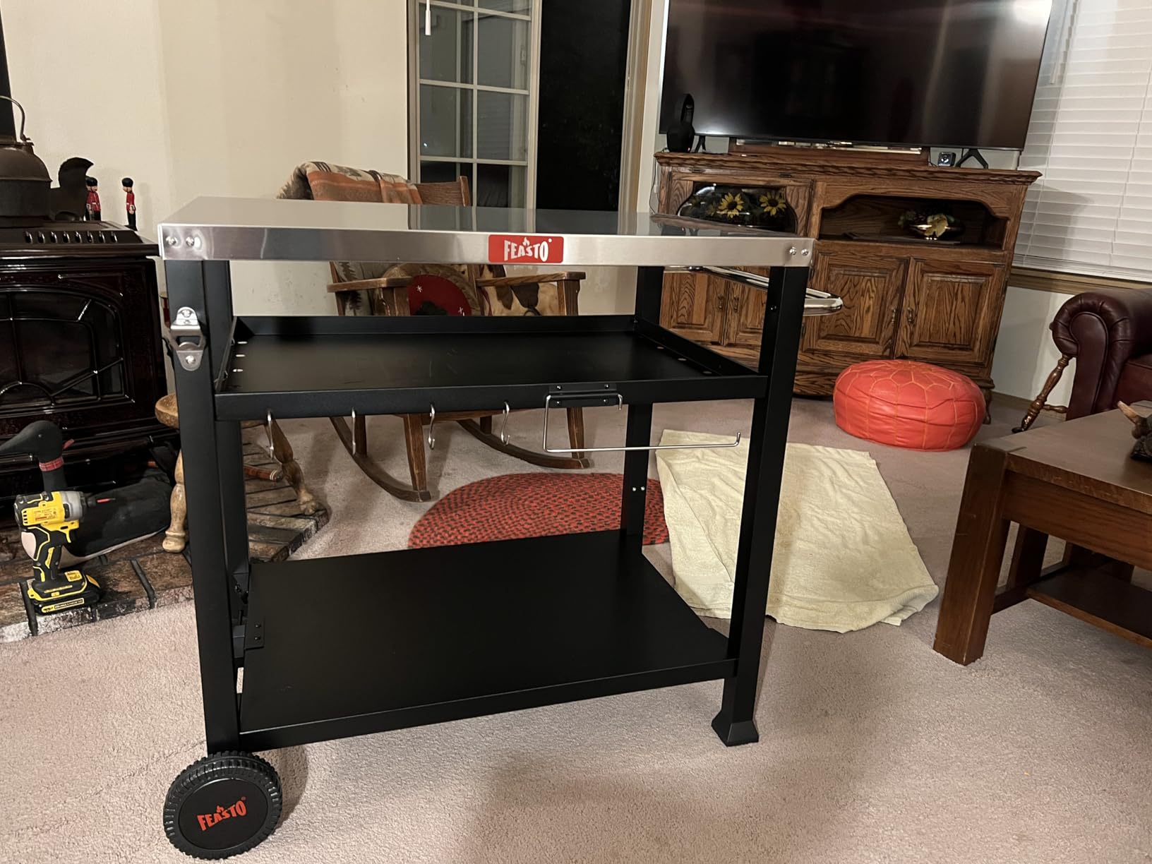 Feasto 3-Shelf Pizza Oven Table with 33.5