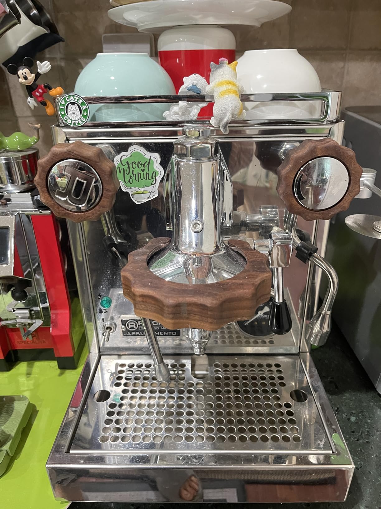 Rocket Espresso Appartamento Nera Espresso Machine | E61 | Heat Exchanger | Black/Copper customer photo 2