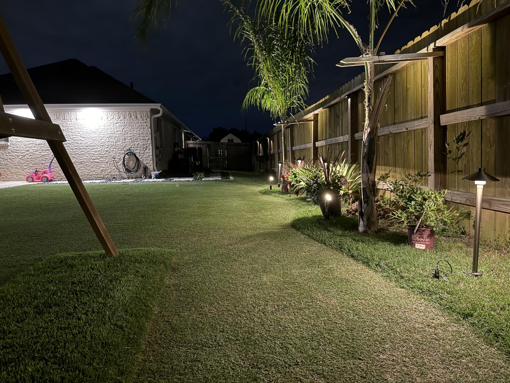 Gardencoin Solid Brass Outdoor Landscape Spotlights, 12V Heavy Duty Low Voltage LED Spot Light Waterproof for Garden and Yard Up Lighting, Bronze Accent Lighting Fixture Without MR16 Bulb customer photo 1