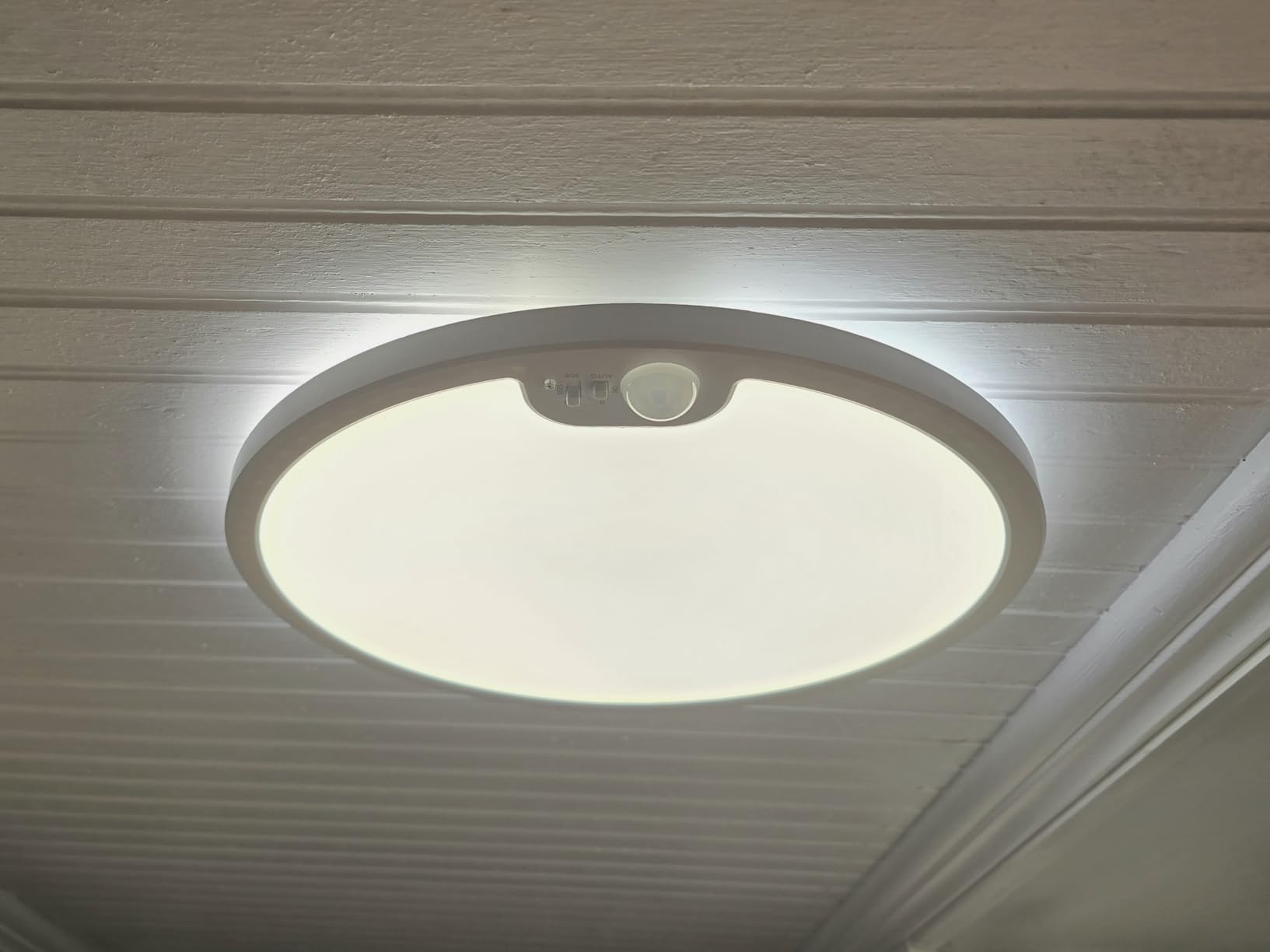 BLNAN Motion Sensor Ceiling Light Wired, 8.7 Inch 3000K 4000K 5000K Selectable LED Flush Mount Light Fixture, Motion Activated Light with Timer for Hallway Stair Walk-in Closet, Non-Dimmable 1 Pack customer photo 2