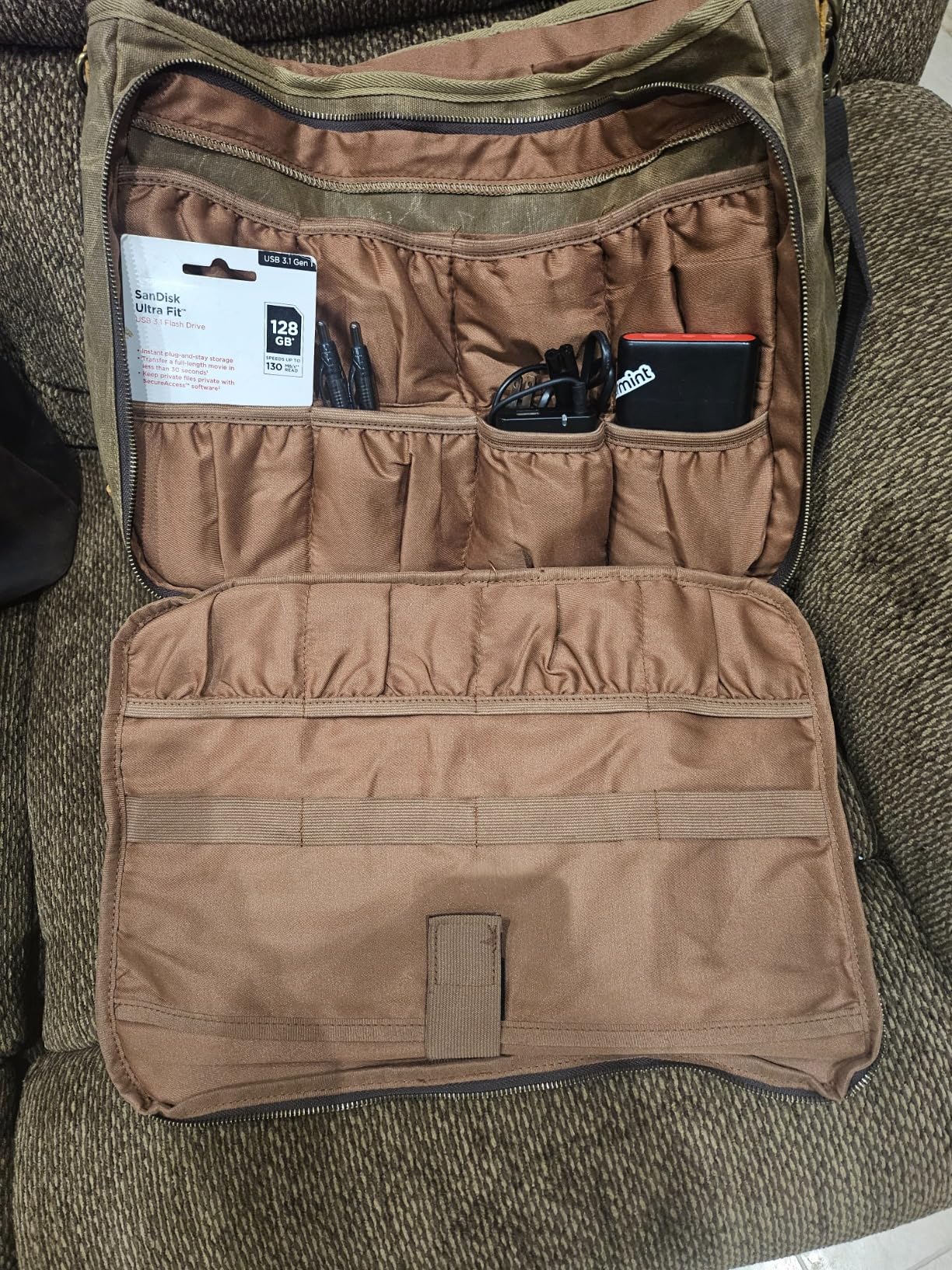 LoDrid Portable Bartender Bag for Bar Kits, Vintage Genuine Leather Waxed Canvas Travel Bar Case with Thick Inner Dividers and Adjustable Shoulder Strap for Cocktail Making, Bag Only,(Patent Design) customer photo 1