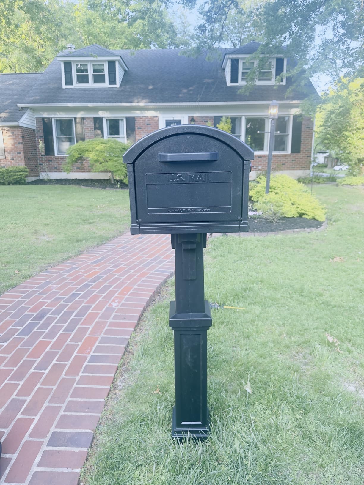 ARCHITECTURAL MAILBOXES Grand Haven Plastic, Mailbox and Post Kit, Black Extra Large customer photo 1