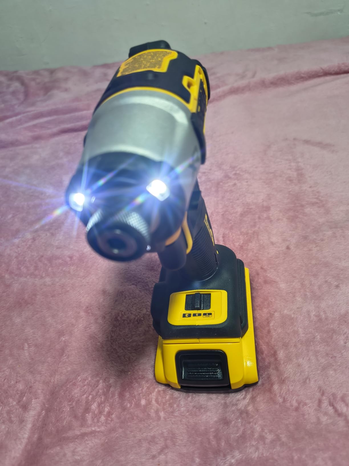 DEWALT DCF845B Impact Driver customer photo 2