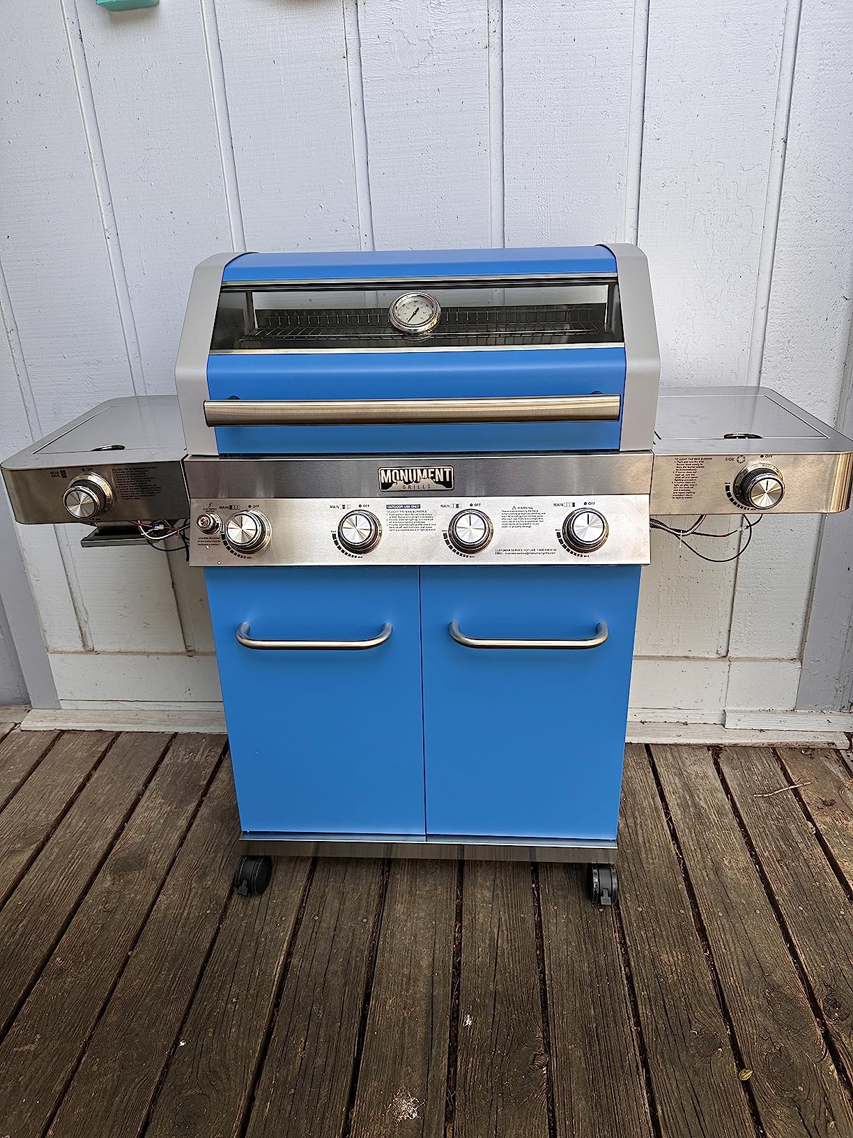 Monument Grills Larger 4+2 Burner Propane Gas Grills Stainless Steel Cabinet Style with Clearview® Lid, Knob Controls, Built-In Thermometer, Infrared Side Sear Burners & Side Burners, Blue customer photo 1