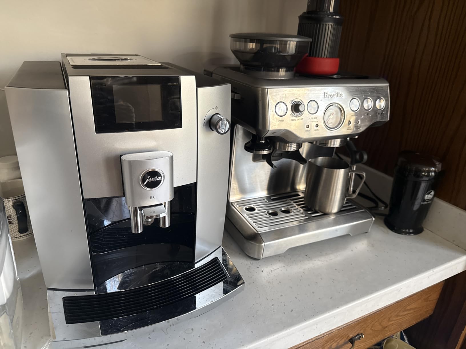Jura E6 Platinum 15465 - Automatic Espresso Machine customer photo 1