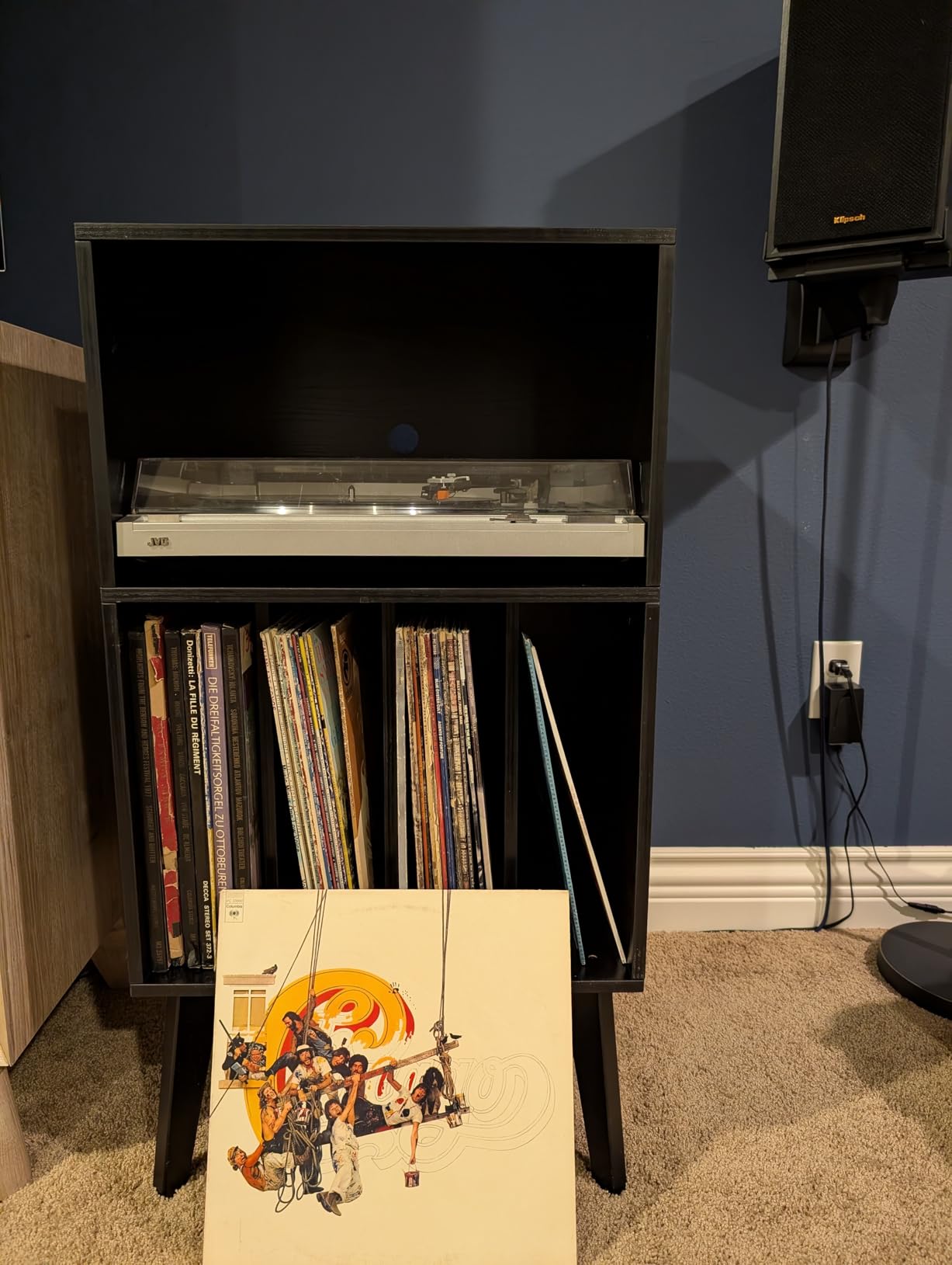 Lerliuo Record Player Stand, Walnut Turntable Stand Holds up to 160 Albums, Mid-Century Vinyl Storage Cabinet Table with Solid Wood Legs, Record Player Holder Display Shelf for Bedroom Living Room customer photo 2