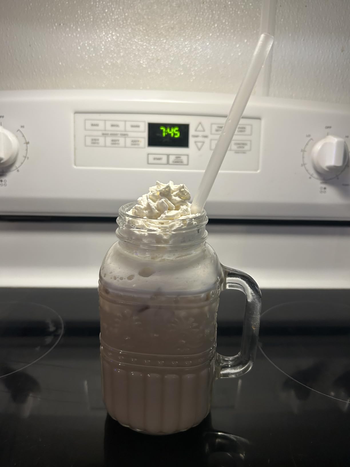 Elementi Drink Mixer Handheld - Electric Stirrer and Powerful Protein Powder Mixer Wand, Easy-to-Use Mini Frother Wand for Quick Delicious Cocktails, Milk Frother and Coffee Stirrers (Black) customer photo 1