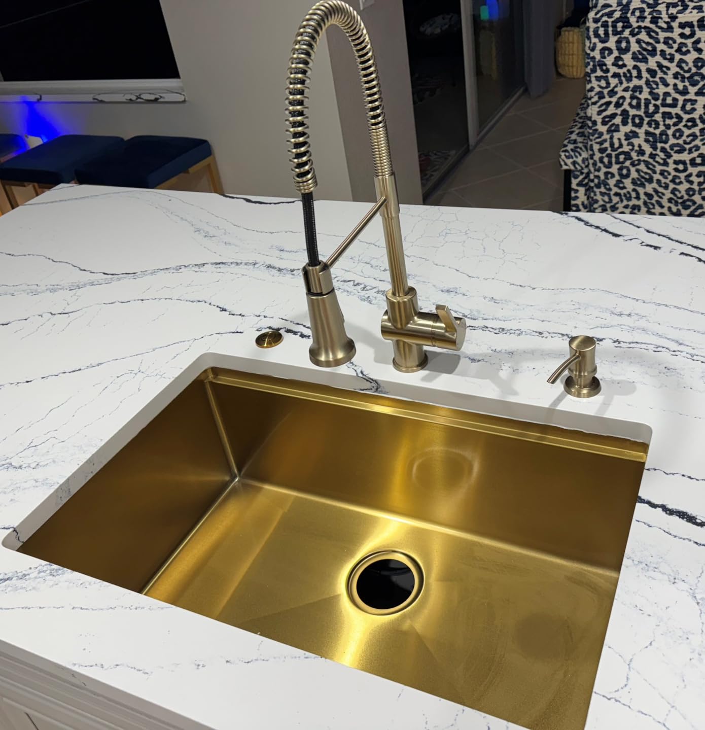 21 Inch Undermount Bar Sink, 21x18 Workstation 16 Gauge Stainless Steel Undermount Outdoor Kitchen Sink for RV Wet Bar Prep Basin customer photo 2