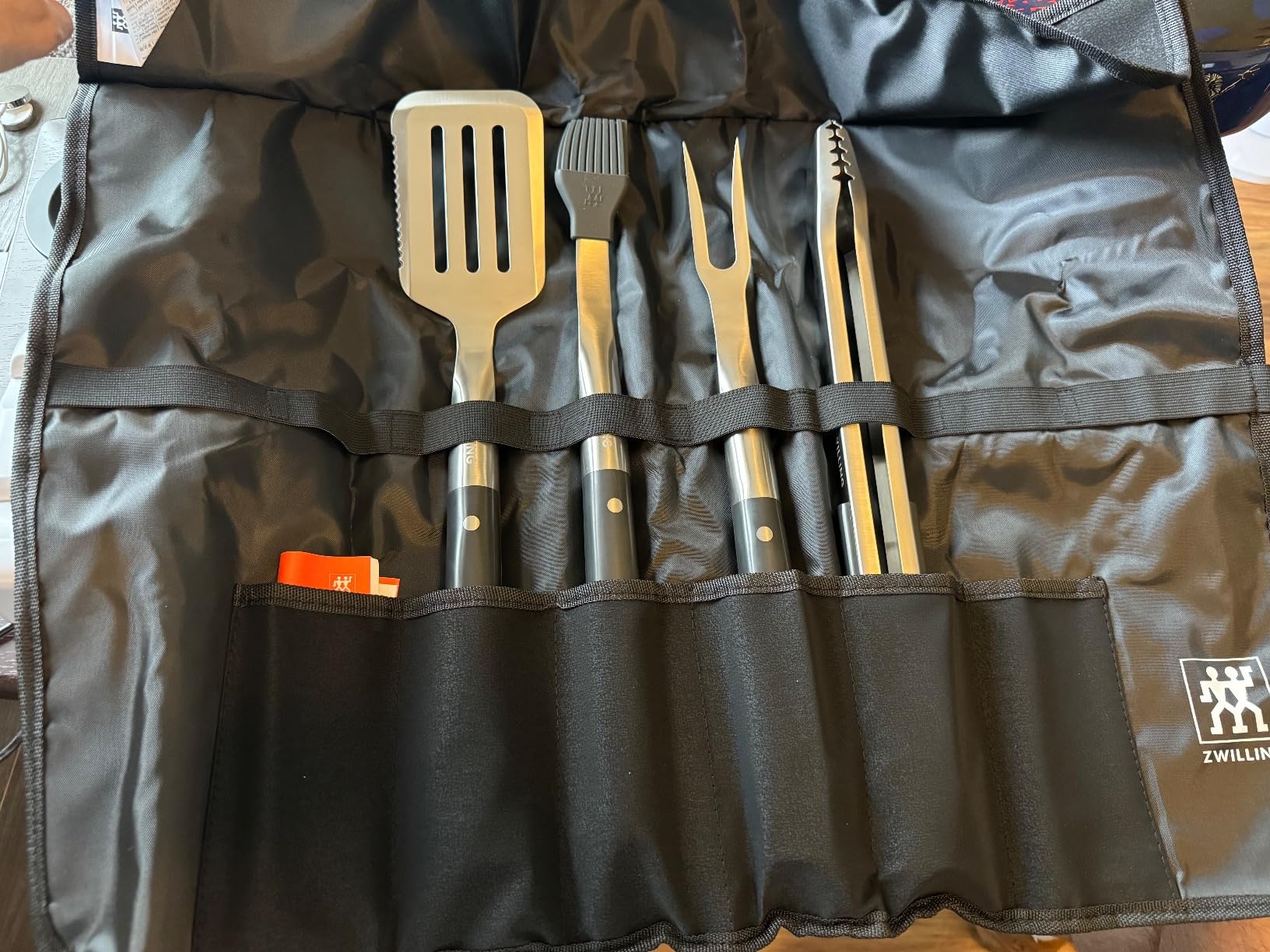 ZWILLING BBQ+, 5-pc Grill Tool Set, Grill Spatula, Grill Tongs, Grill Fork, Basting Brush, Chef's Wrap, Made from Durable and Corrosion-Resistant Stainless Steel, Travel Friendly, Easy-to-Clean customer photo 2