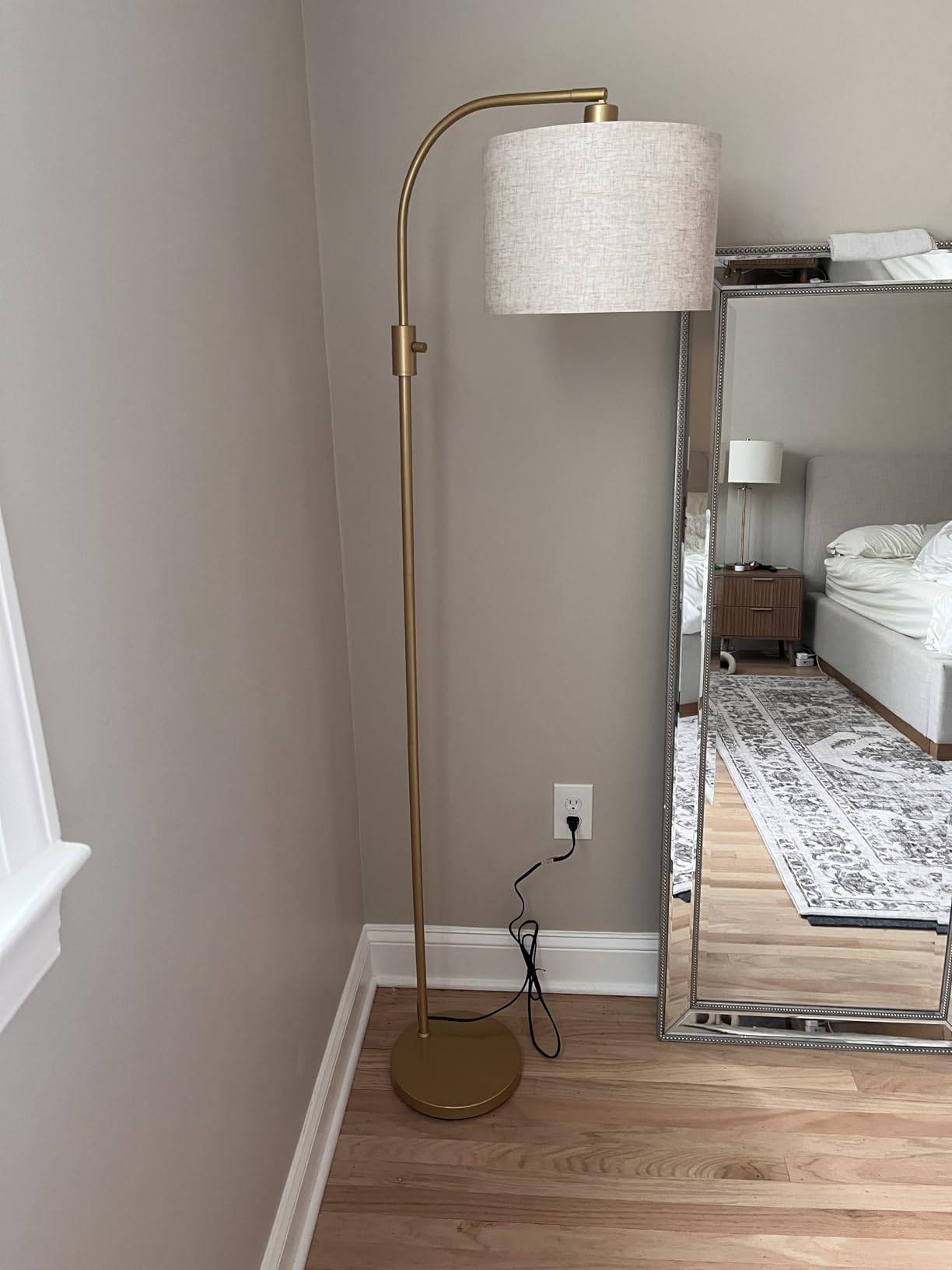 Nintiue Upgraded Modern Arc Dimmable Tall Standing Floor Lamp with Linen Shade, 1200 Lumens LED Bulb Included, for Living & Reading Room, Bedroom, Office & Nursery, Gold customer photo 1