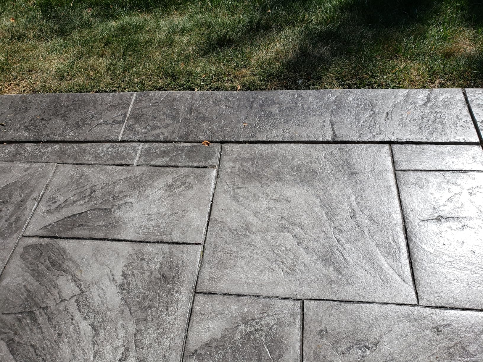 Concrete Sealer - 9500 Ready to Use, 1 Gallon Covers up to 150-400 sq ft | Penetrating Paver Sealer, Salt & Water Repellent | DOT Approved Silane/Siloxane for Stone, Patio, Driveway, Brick customer photo 1