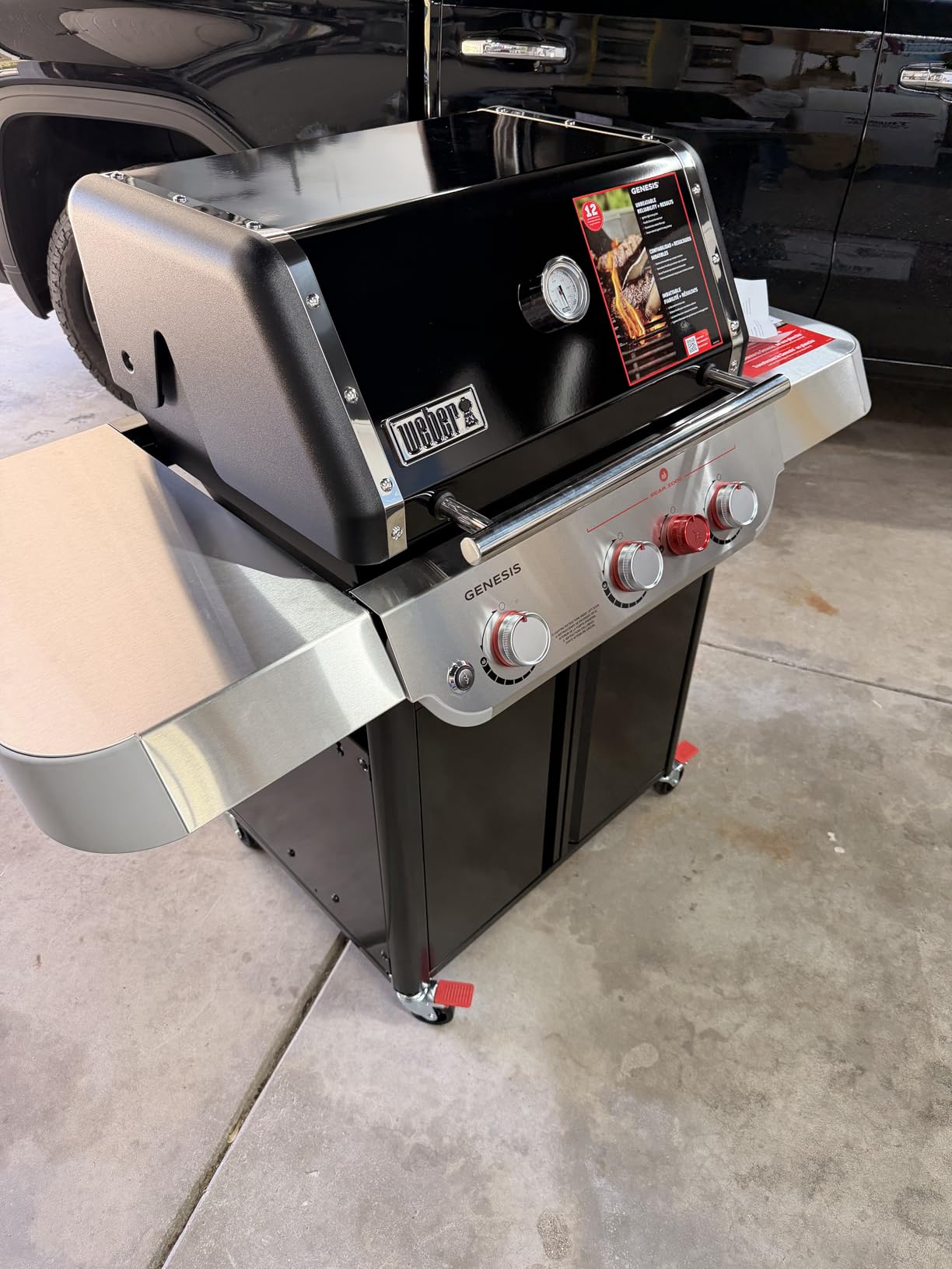 Weber Genesis E-325 Natural Gas Grill for Outdoor Cooking, 3 Burners, Black - Porcelain-Enameled, Cast-Iron Grates, PureBlu Burners & Sear Zone customer photo 2