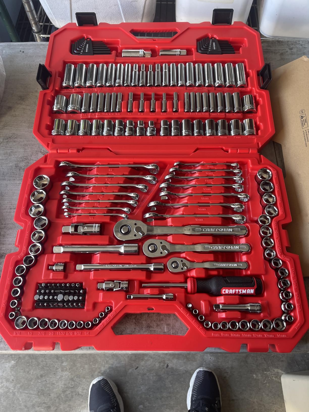 CRAFTSMAN Mechanic Tool Set 189 Pcs, Socket Set with 72 Tooth Low Profile Ratchet, Metric and SAE (CMMT12134) customer photo 1