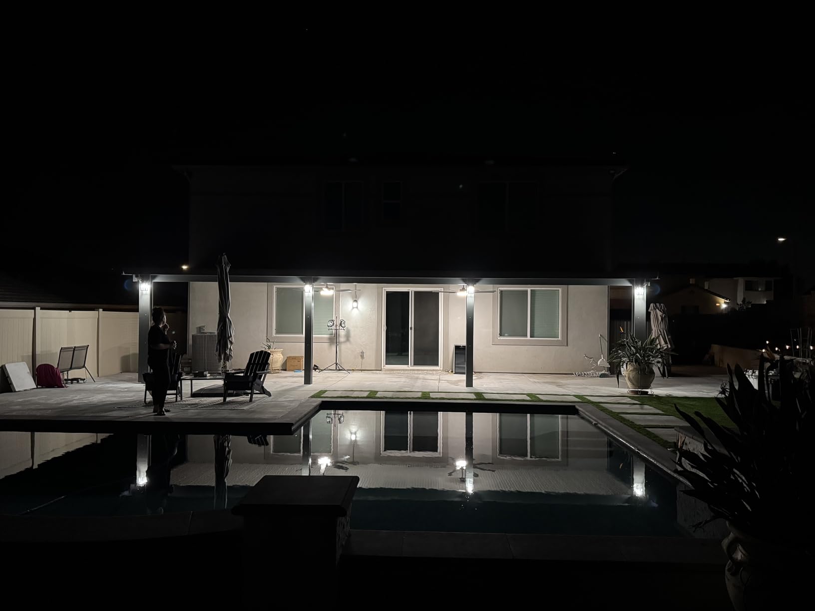 2 Pack Dusk to Dawn Outdoor Wall Lights, Aluminum Exterior Light Fixtures Wall Mount with Ripple Glass, Waterproof Black Porch Lights, Outside Wall Lantern for Entryway, Garage, Patio customer photo 1