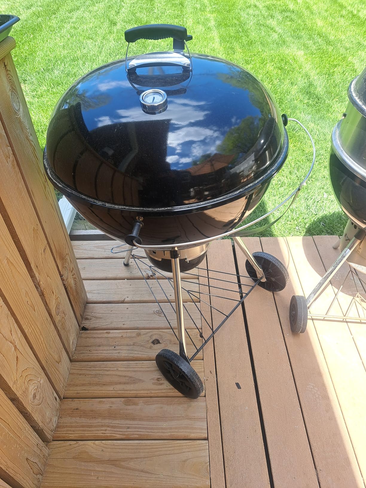 Weber Master-Touch Charcoal Grill, 26-Inch, Black customer photo 1