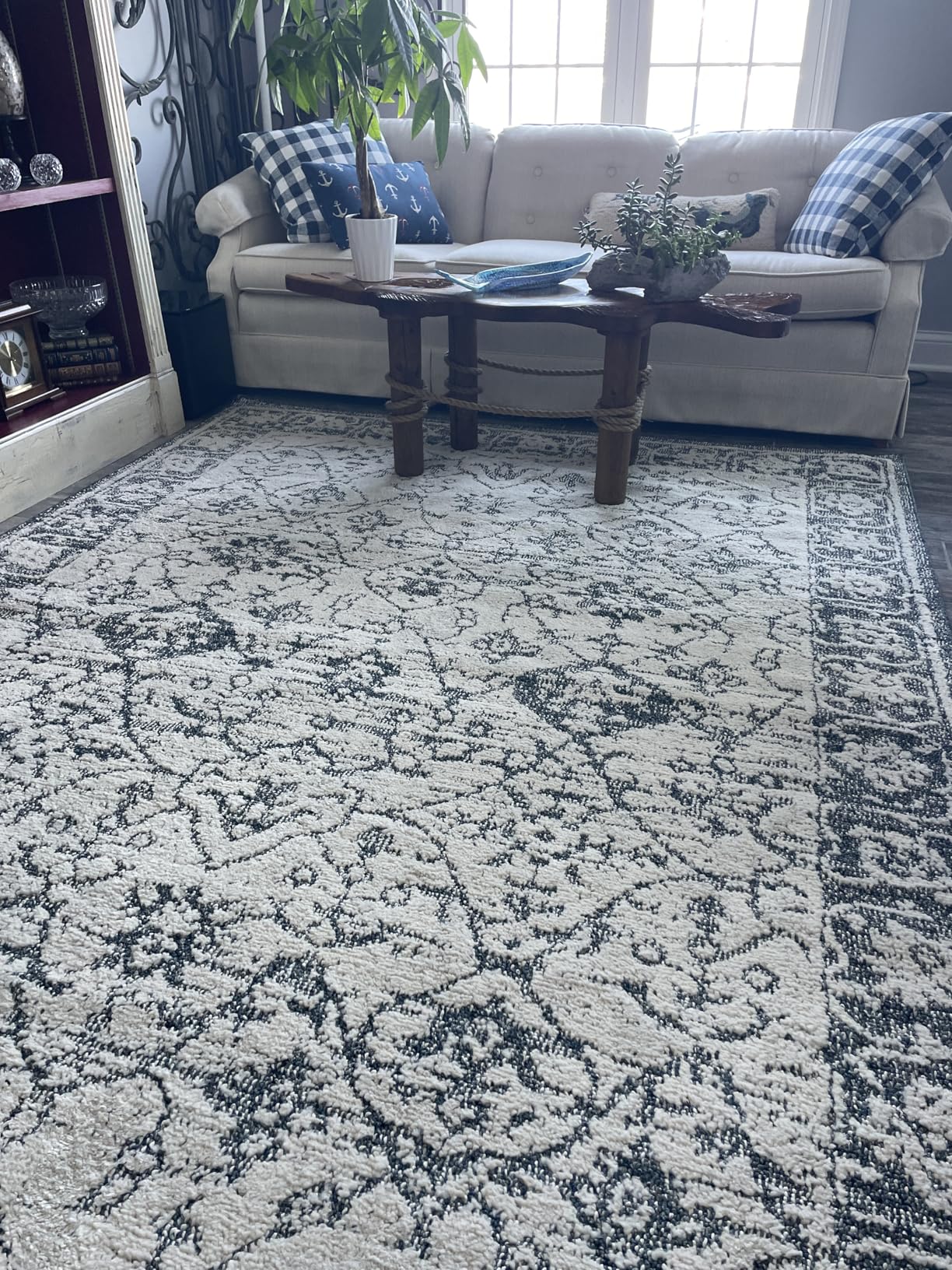 Loloi Magnolia Home by Joanna Gaines Gigi Collection GIG-01 Grey/Ivory 7'-10