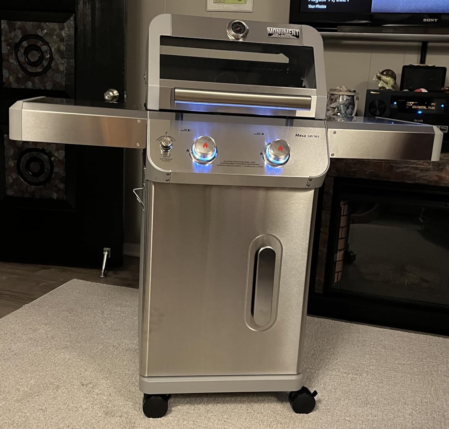 Monument Grills 2-Burner Stainless Steel Liquid Propane Gas Grill, Two Foldable Shelves Patio Garden Barbecue Grill with Clearview Lid, Knob Control Mesa200S customer photo 2