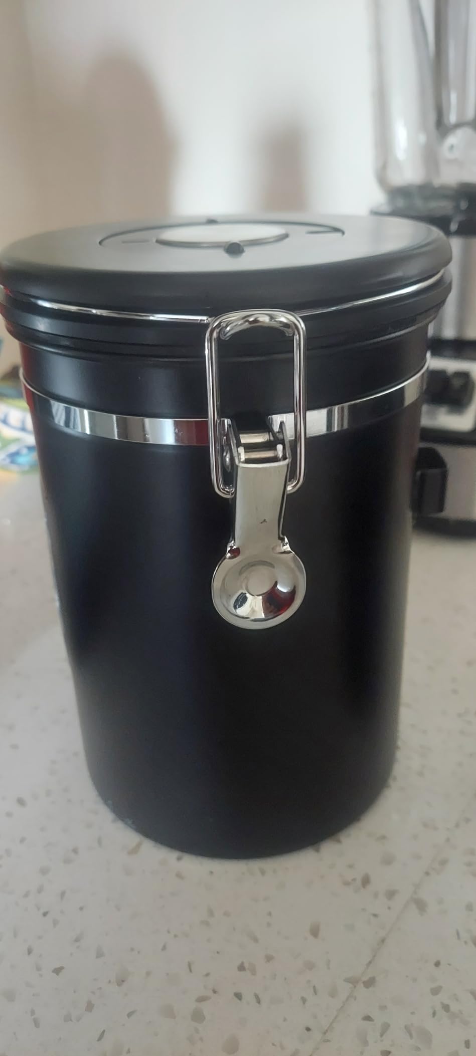 Veken Coffee Canister with Window,Airtight Stainless Steel Pantry Container,Home Kitchen Food Storage Organizers for Ground,Beans,Espresso,Rice,Tea,Sugar,Cereal, Decor,Bar Accessories,Gifts,22OZ,Black customer photo 2