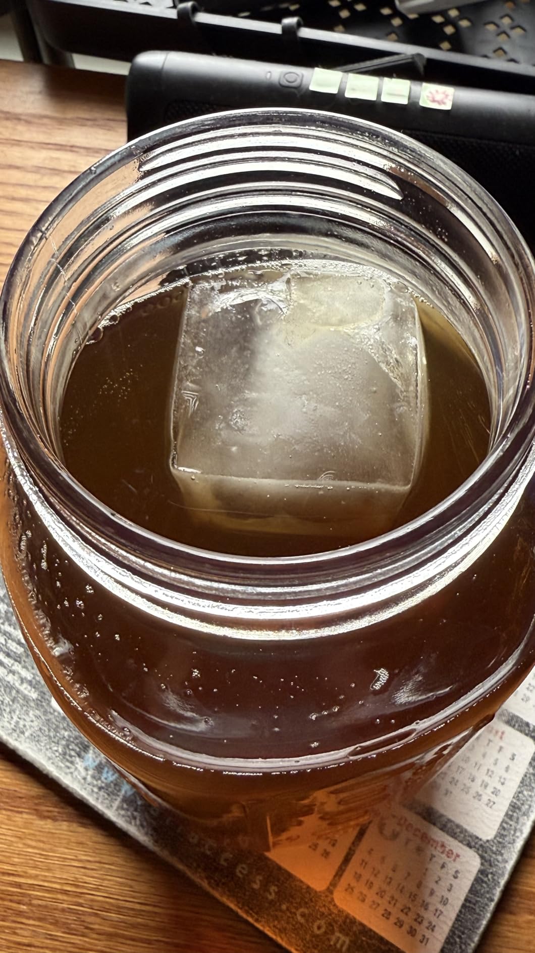 Large Ice Cube Tray for Whiskey: 2