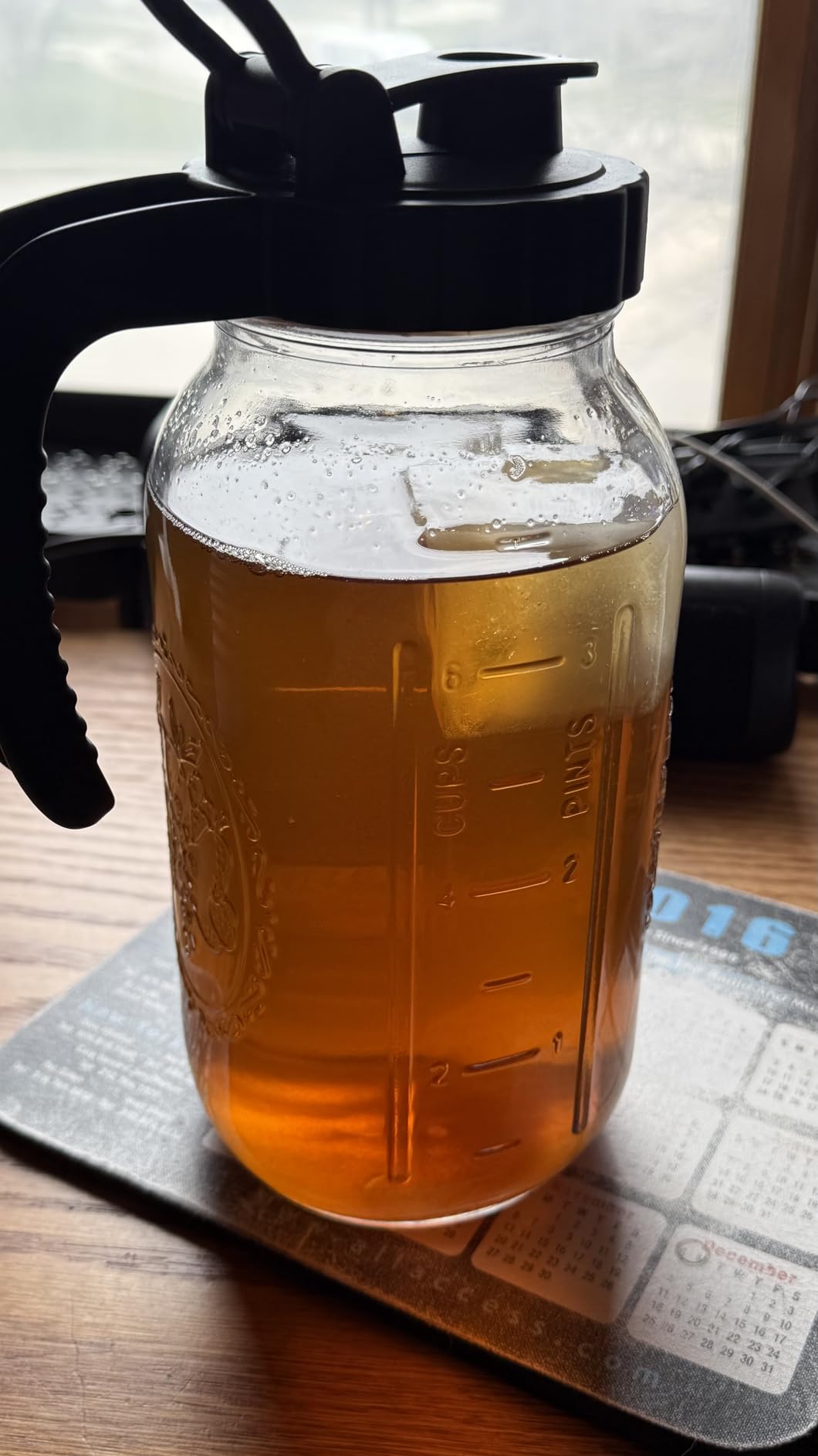 Large Ice Cube Tray for Whiskey: 2