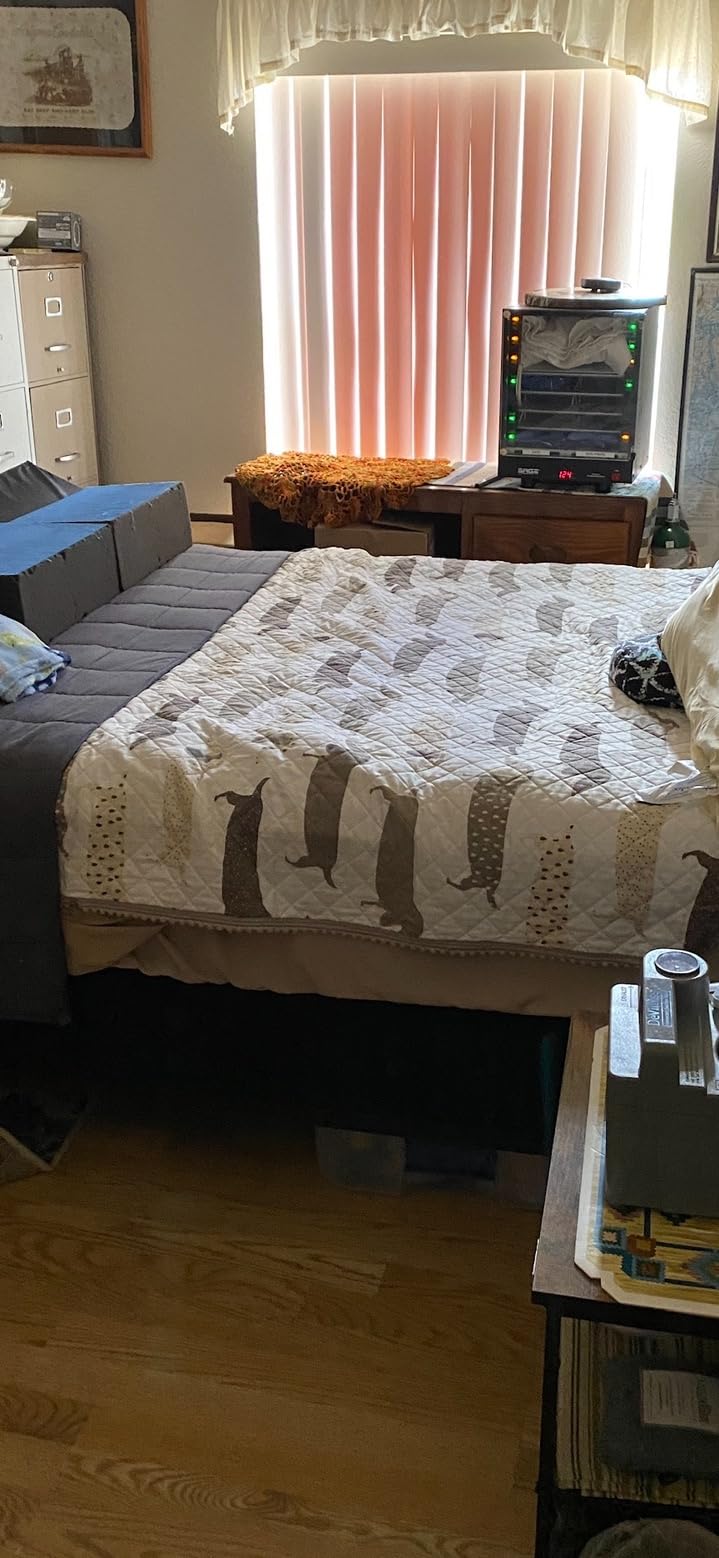 Saatva Graphite Memory Foam Mattress Topper - 3 Inch Memory Foam Layer - Enhanced Comfort & Cooling - King customer photo 2