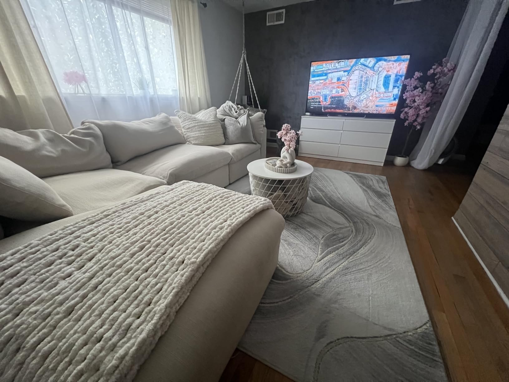 Negwoo Chunky Knit Throw Blanket, 50x60 Knitted Throw Chenille Yarn for Bed Couch, Handmade Cream Crochet Big Thick Blanket customer photo 2