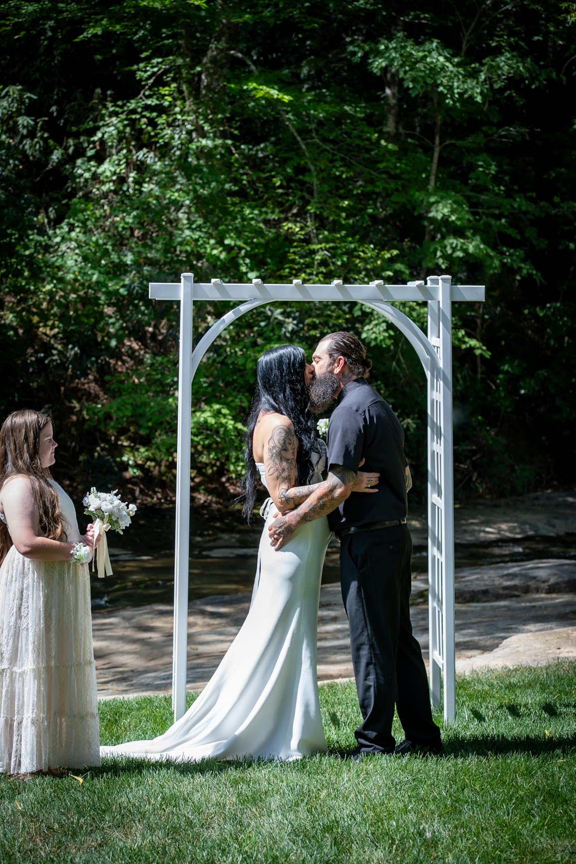 VINGLI Garden Arbor, PVC Wedding Arch for Ceremony Party, Garden Trellis for Climbing Plants Outdoor, Arch Backdrop Stand for Garden, Backyard, Wedding, Lawn (Black) customer photo 2