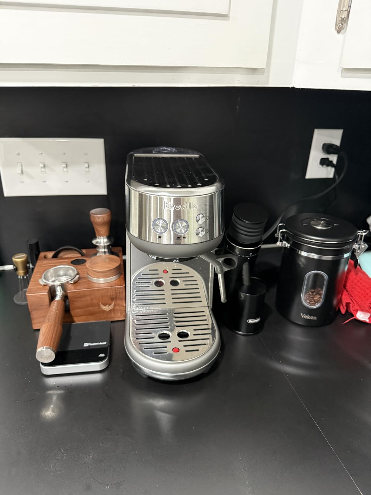 Calibrated Espresso Tamper 58mm Walnut, Auto-Leveling and 30lb Spring Loaded Design Stainless Steel Ripple Base Coffee Tamper with 20lb / 25lb / 30lbs Replacement Springs (58.3mm) customer photo 1