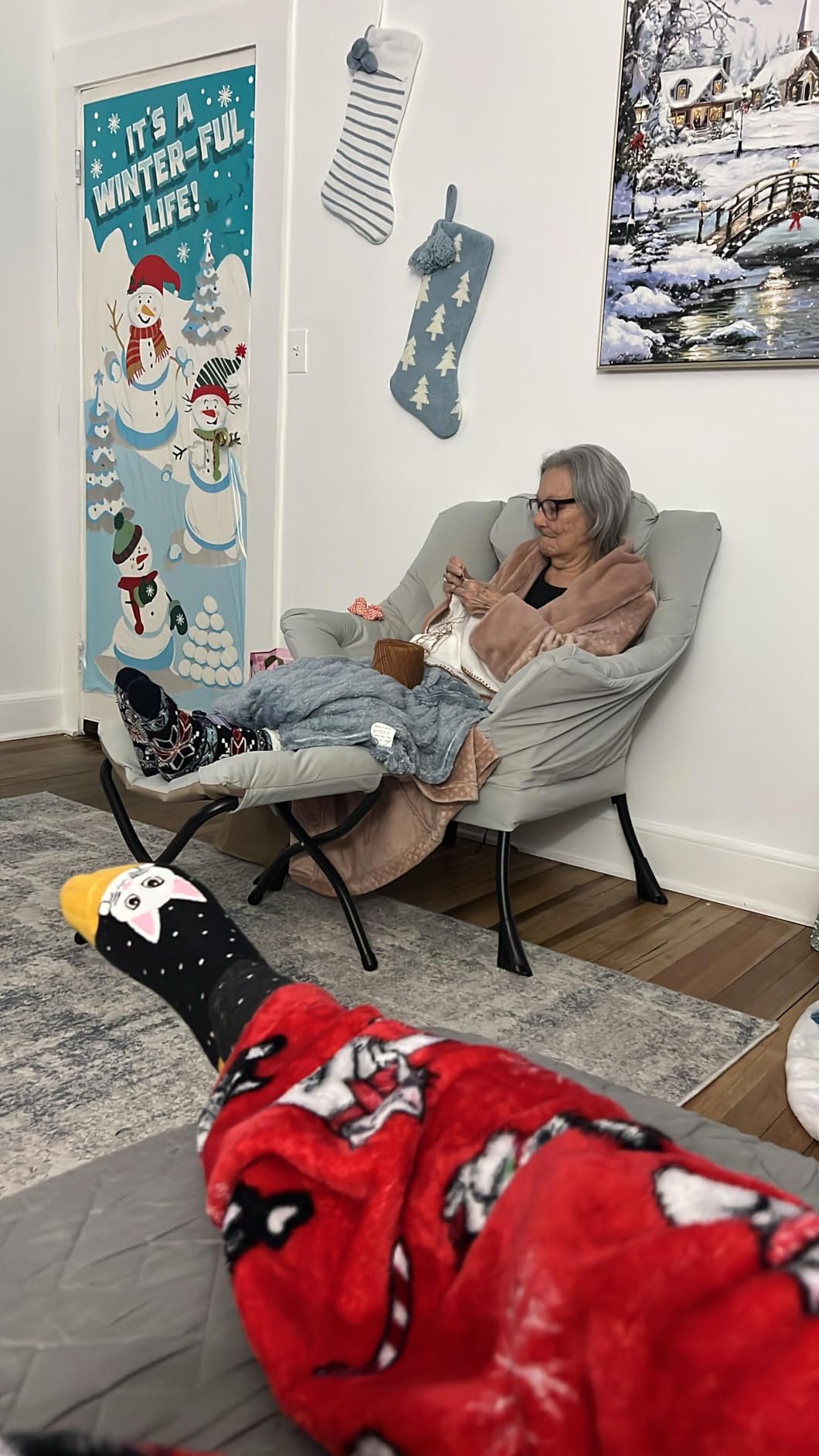 Lazy Chair with Folding Ottoman, Leisure Sofa Chair, Soft Fabric Armchair with Armrests and Side Pockets, Reading Chair with Footrest for Living Room, Bedroom, Office (Plush Beige) customer photo 2