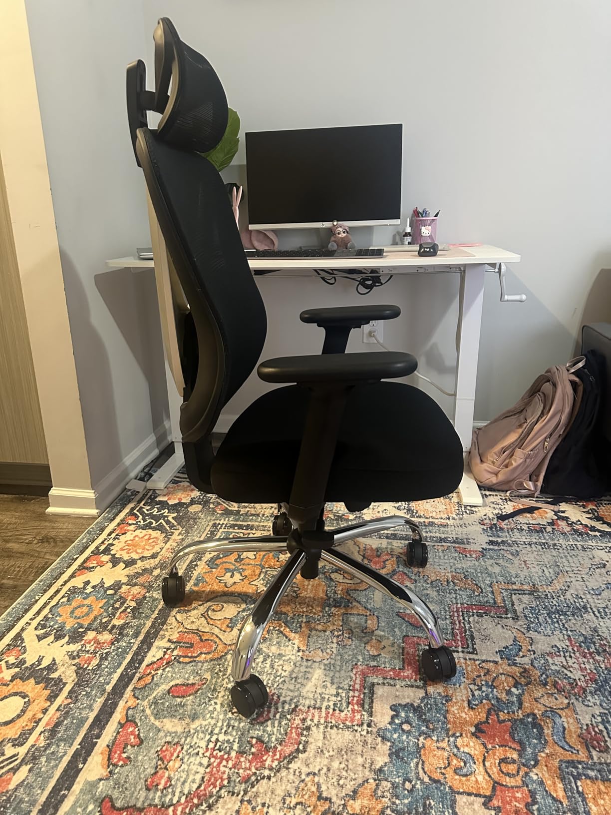 HOLLUDLE Ergonomic Mesh Office Chair - 3D Adjustable Lumbar Support & 3D Armrests, V-Shaped Back customer photo 2