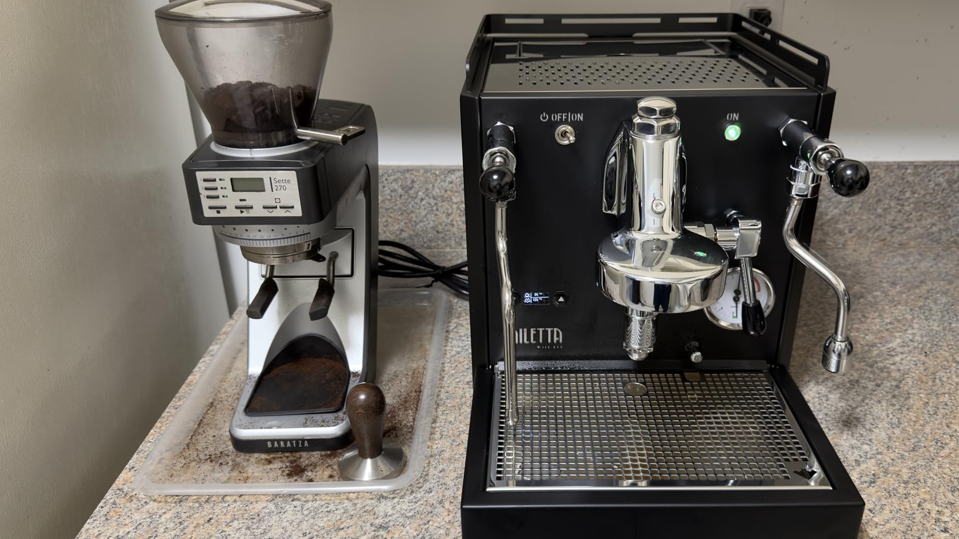 Diletta Alto Espresso Machine | Dual Boiler | PID | Shot Timer | Adjustable OPV | Black customer photo 1