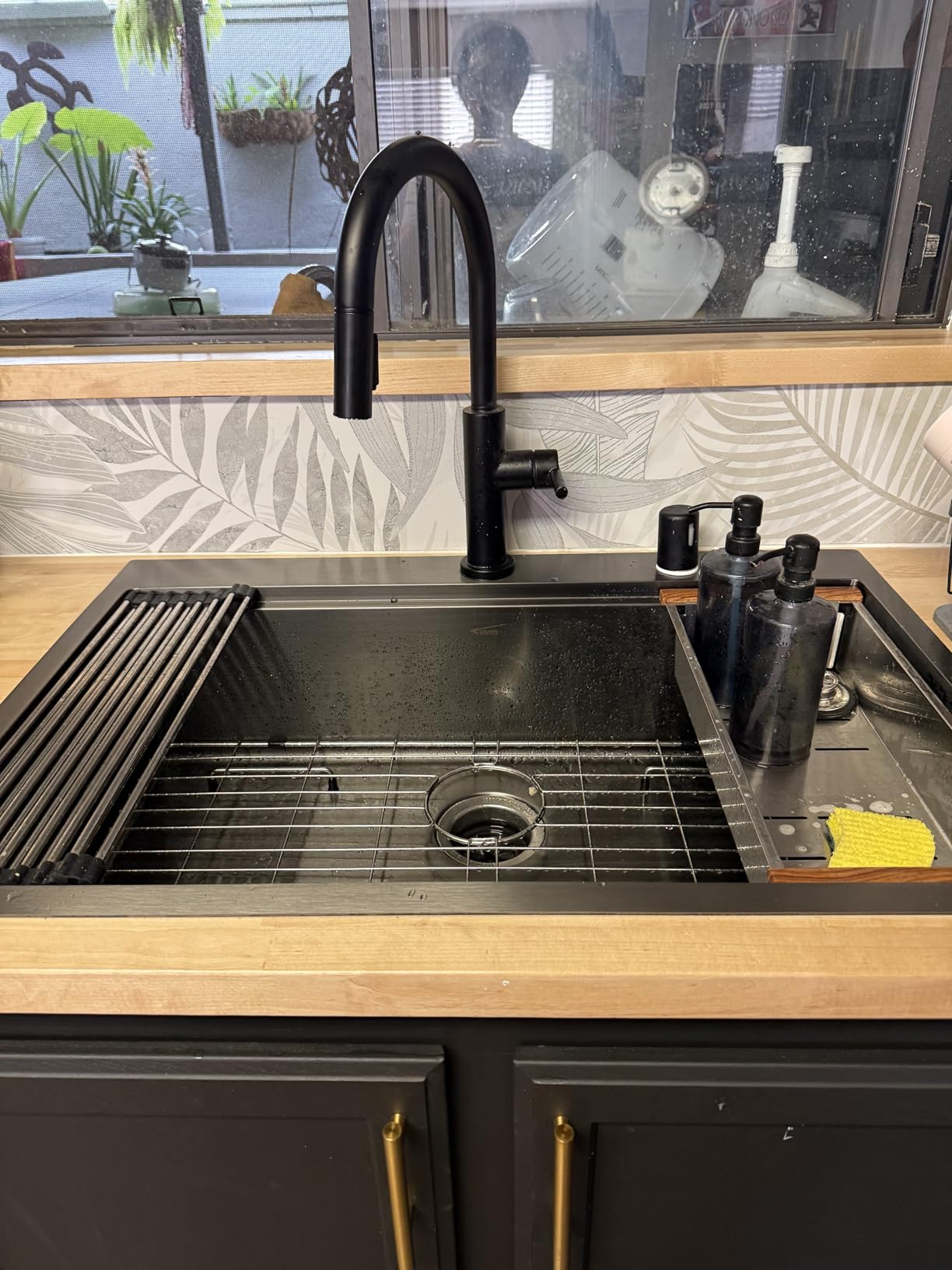 Black Outdoor Drop In Kitchen Sink Workstation with Pull out Faucet & Cover 21 Inch Gunmetal Black Nano PVD 16 Gauge Stainless Steel Handmade Outdoor Rv Bar Prep Single Bowl Sinks, 21