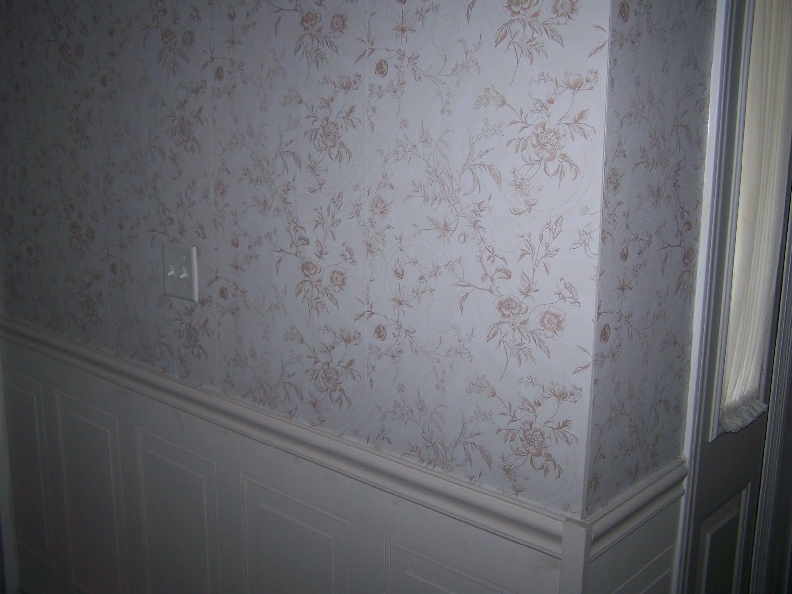 Ismoon Peel and Stick Wallpaper Floral Vintage Stick on Wall Paper Beige French Textured Contact Paper for Cabinet Removable Self Adhesive Wallpaper Vinyl Roll Shelf Deco, 17.3x78.7in customer photo 1