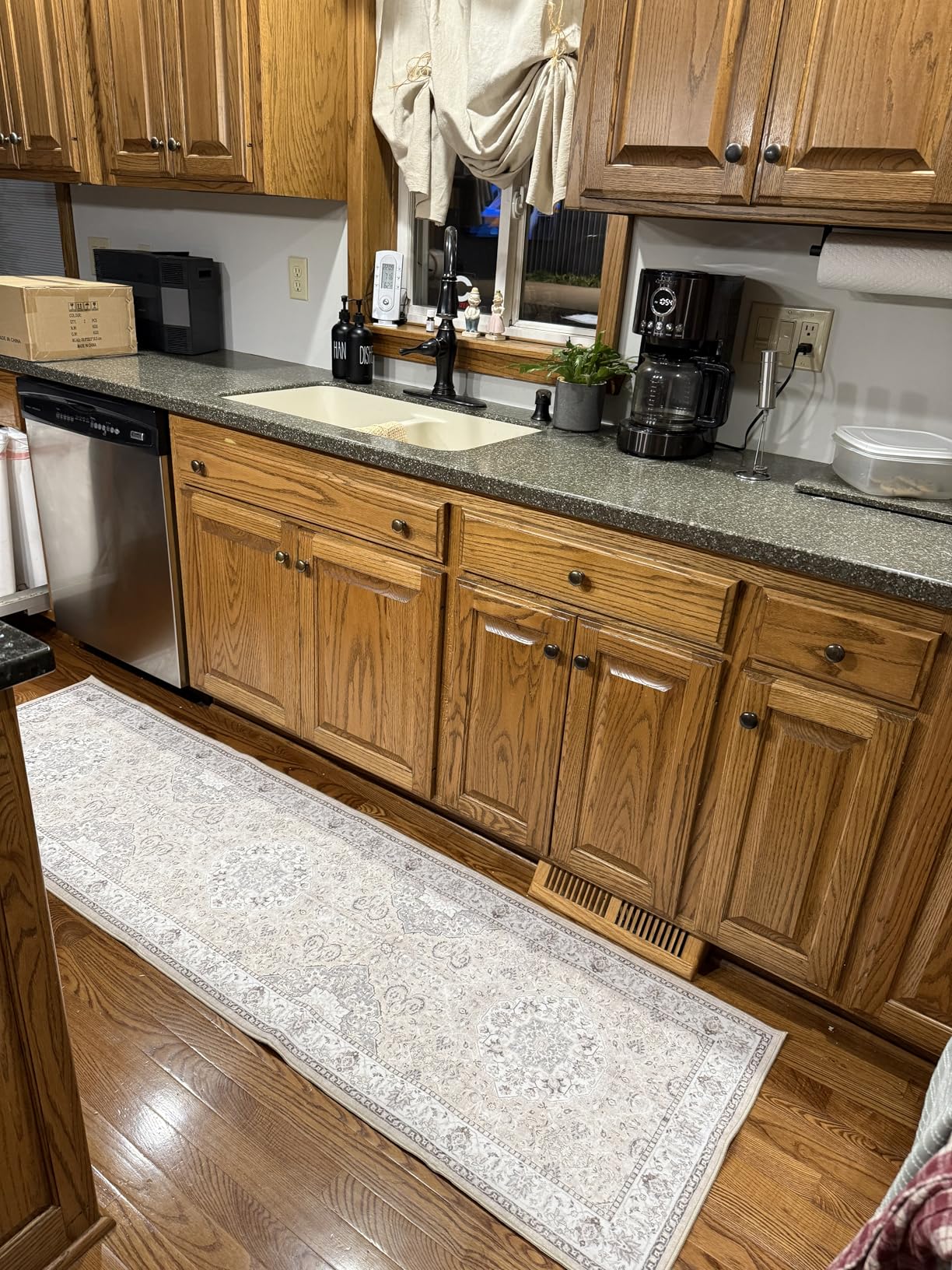 Washable Large 9x12 Area Rug - Living Room Oriental Non Slip Soft Rugs Indoor Low Pile Stain Resistant Carpet for Bedroom Dining Room Farmhouse Distressed Thin Home Decor Floor Mat (9x12 Beige) customer photo 1